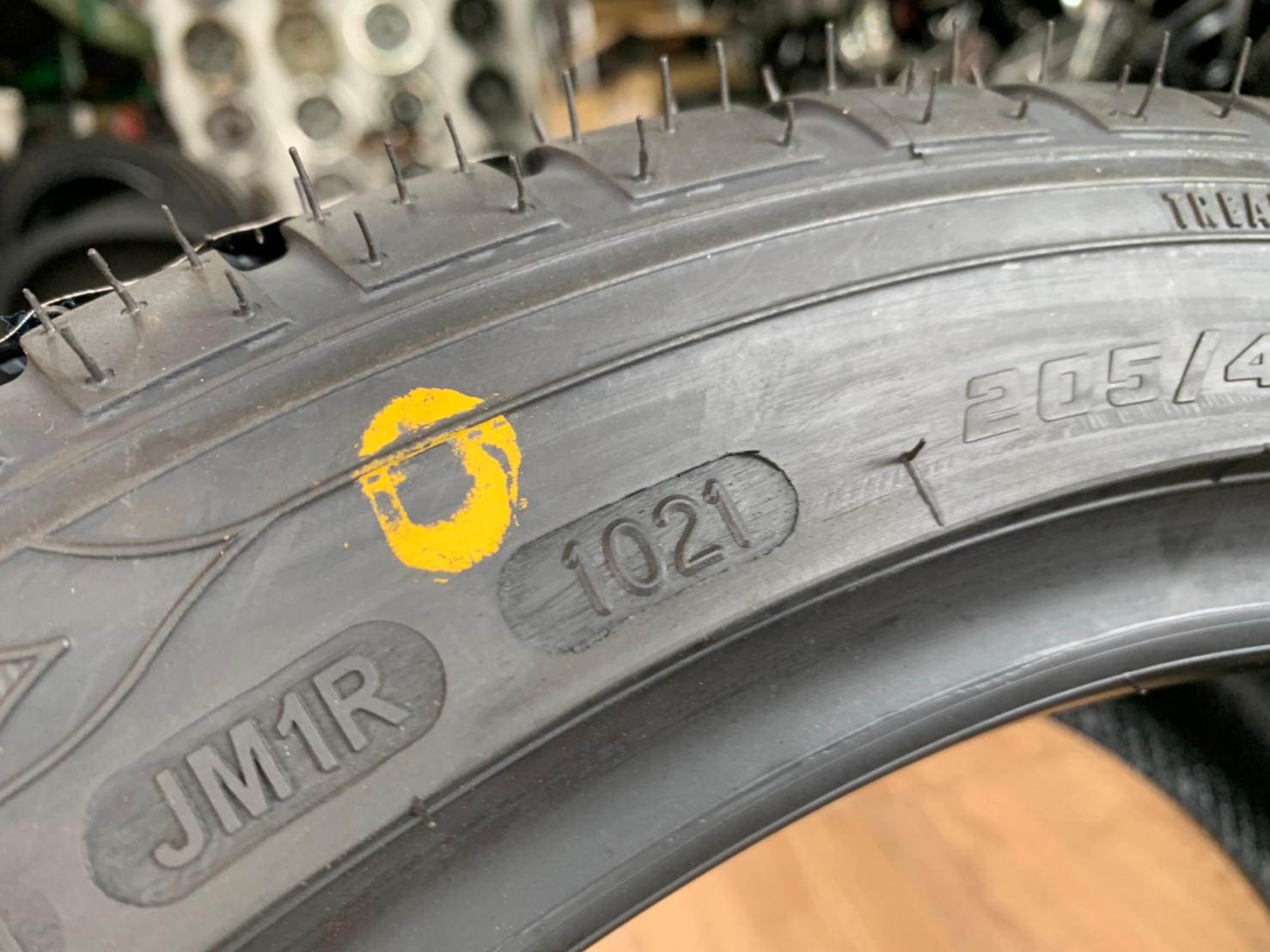 205/45R17 Goodyear Blue Streak Stiletto ยางใหม่ปี2021