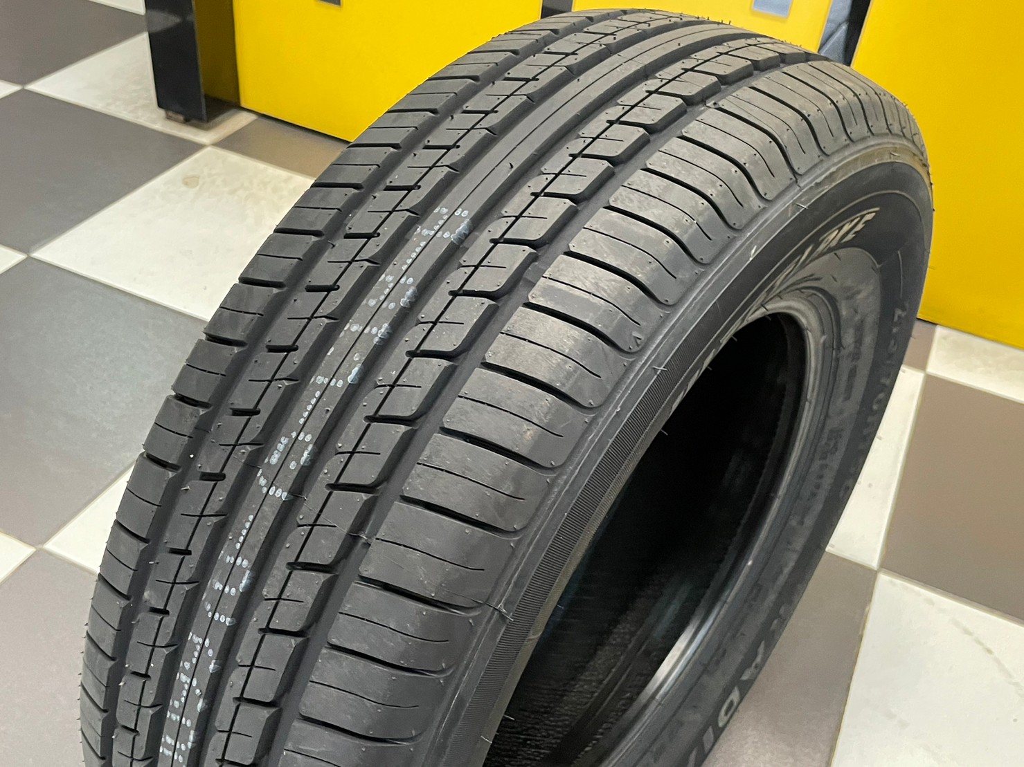 WESTLAKE RP26 215/70R15 ยางกระบะบรรทุกคุณภาพสุดคุ้ม ยางไทย ยางใหม่ปี2023