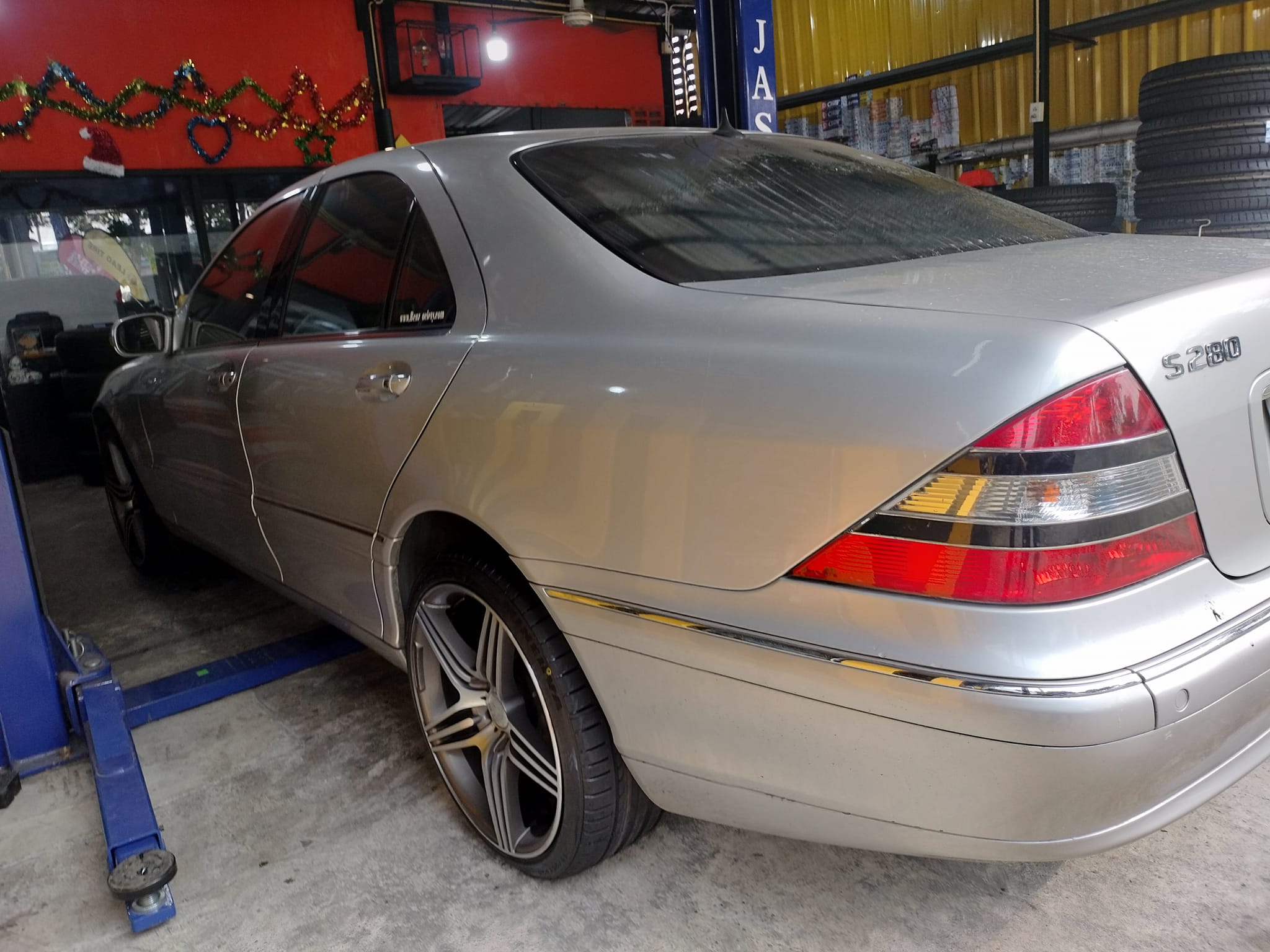 MINERVA F205 255/35R20