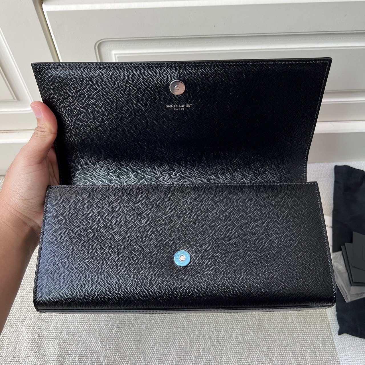 กระเป๋าคลัทช์ ผู้หญิง Yves Saint Laurent Ysl sac cassandre clutch in grain leather yr17 shw