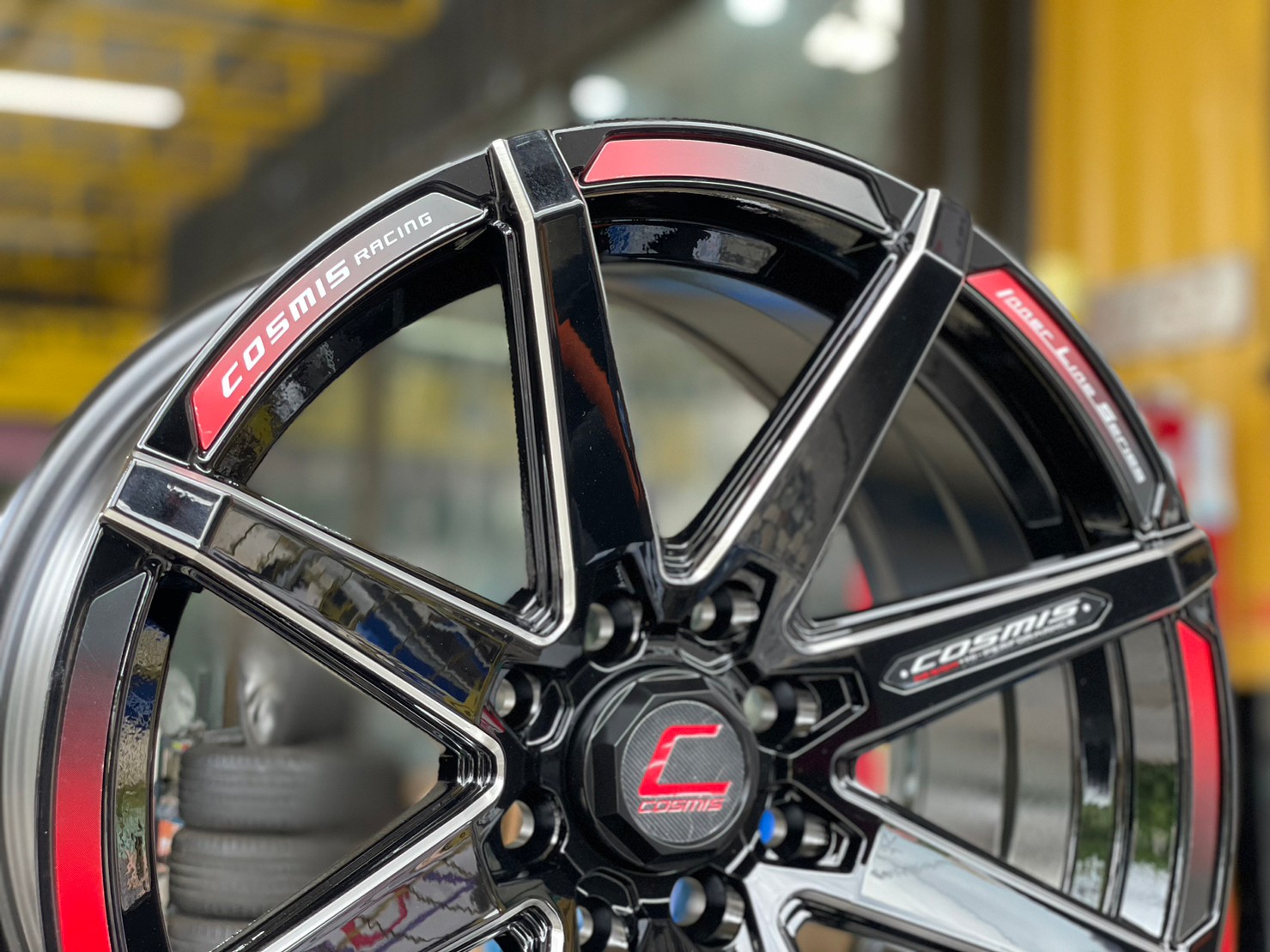 ล้อแม็กซ์ Cosmis รุ่นInterline S1 ล้อแม็กซ์ขอบ15 กว้าง7 ออฟ25 4รู100 และ4รู114 สีดำCNC ข้างก้าน