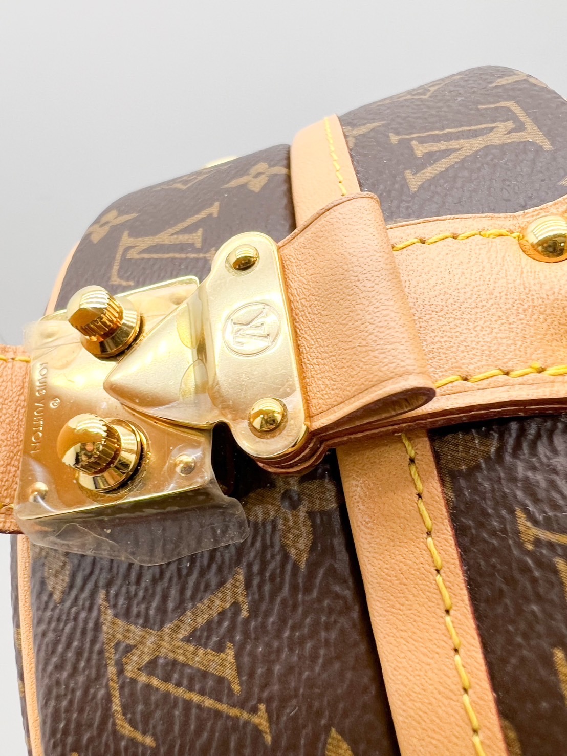 Lv Petite Boite Chapeau Y2024 Microship มือสอง