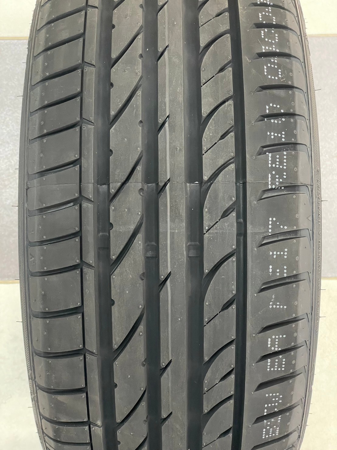 ยางไซหลุน #Sailun Atrezzo ZSR 225/40R18 ยางใหม่ปี2024