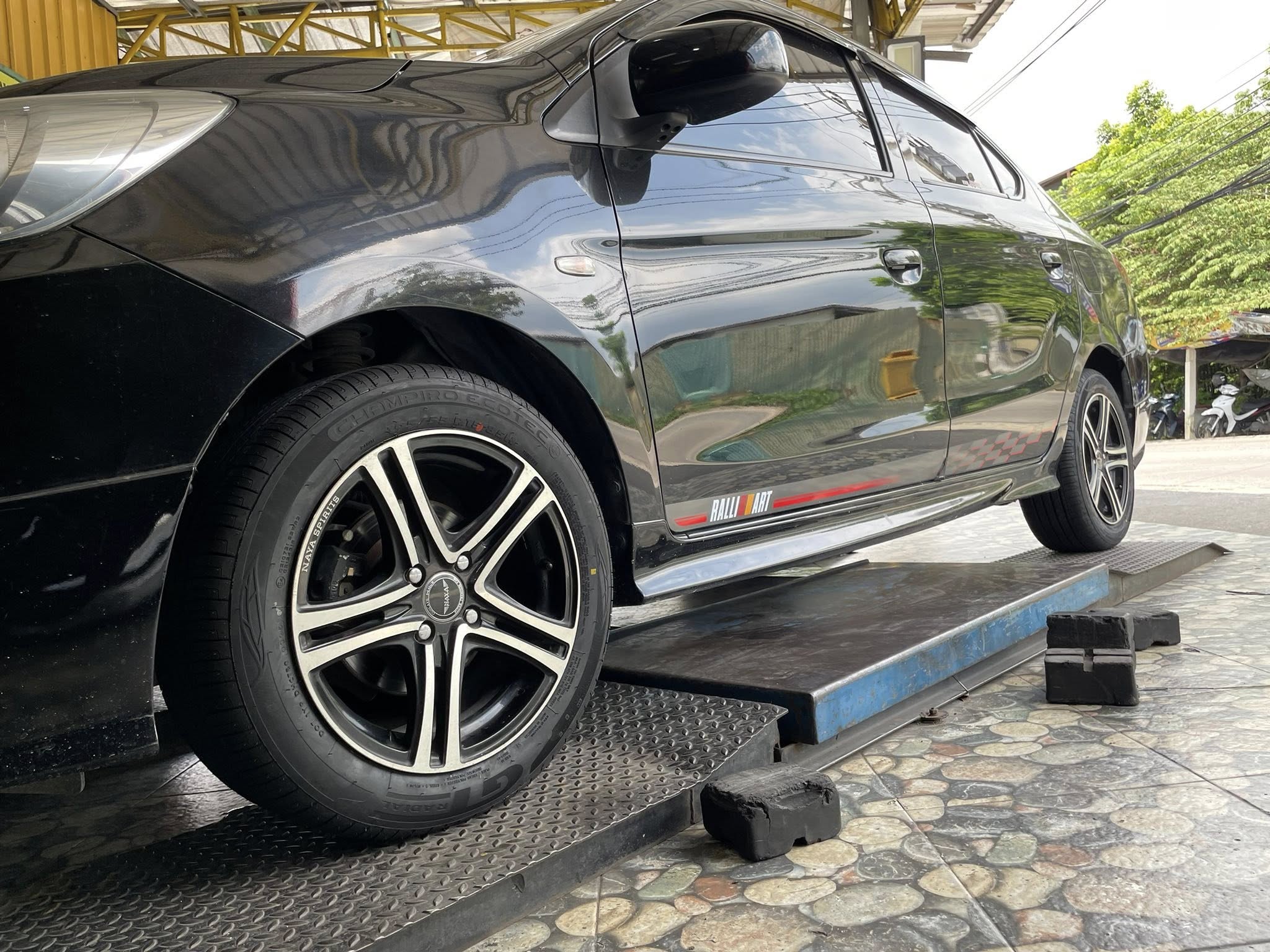 MITSUBISHI_Attrage 🚘เปลี่ยนยาง 🛞🐘#GT RADIAL #ECOTEC 195/55R15