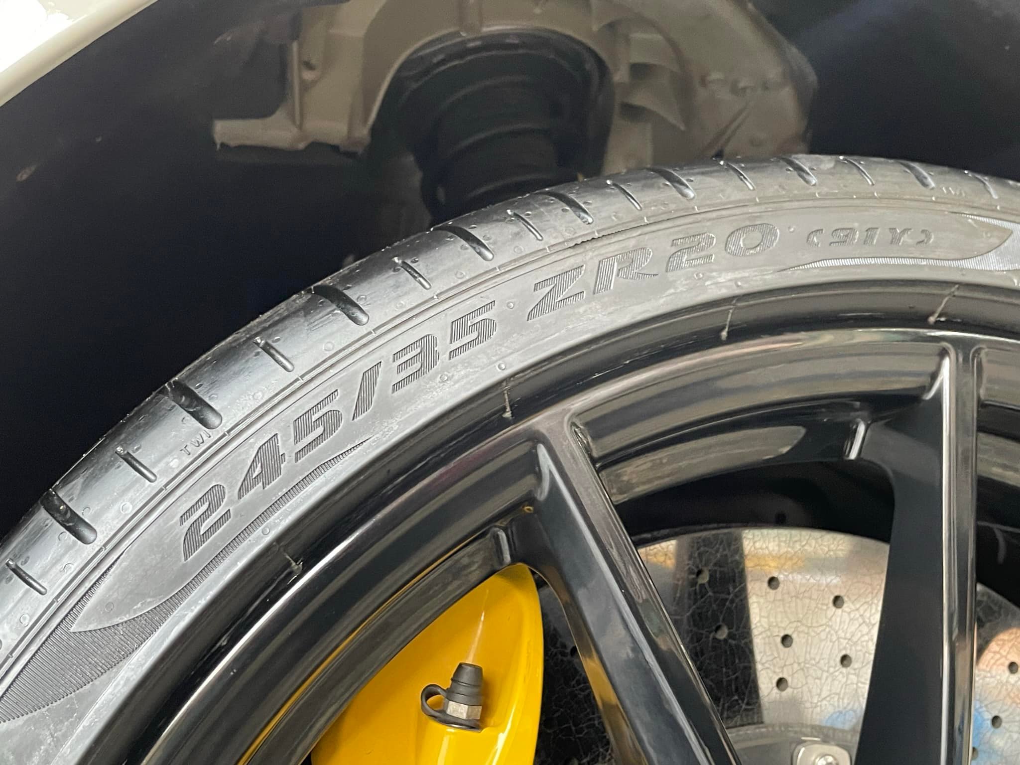 PORSCHE 911 S/T เปลี่ยนยางสปอร์ตสมรรถนะสูง #PIRELLI P-ZERO PZ4 245/35R20