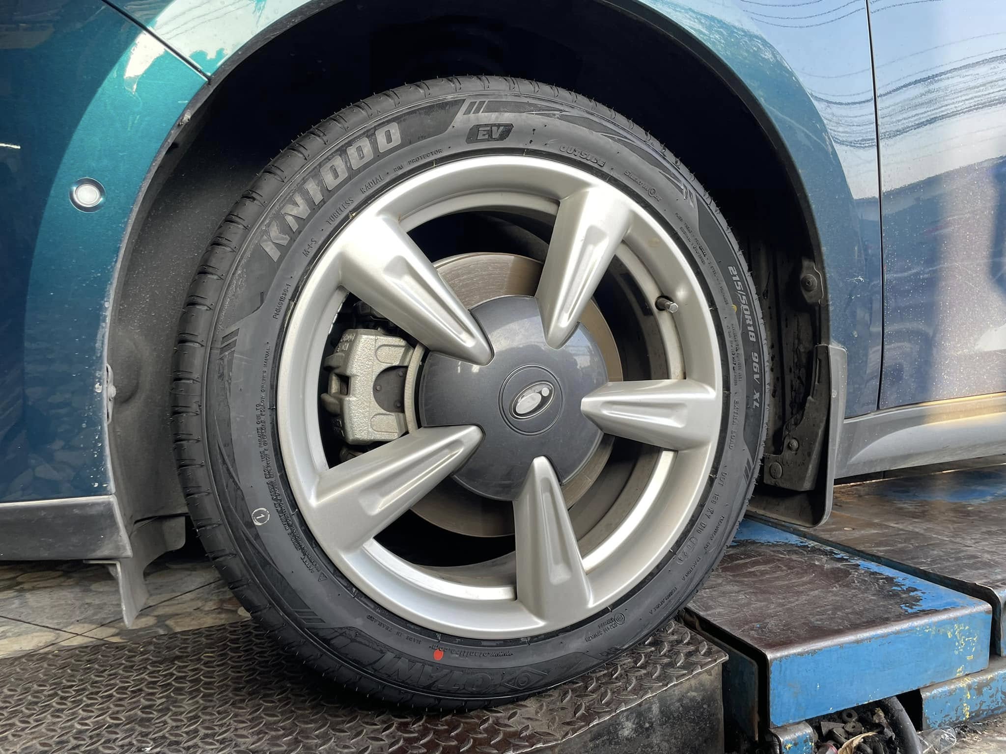 🚘 #ORA_GOODCAT🛞 #OTANI #KN1000 215/50R18