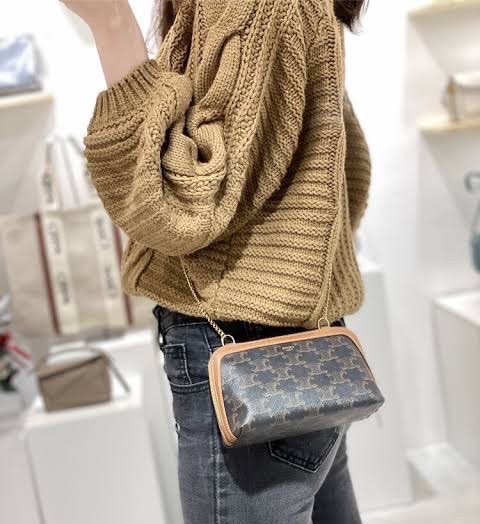 Celine clutch on chain มือสอง