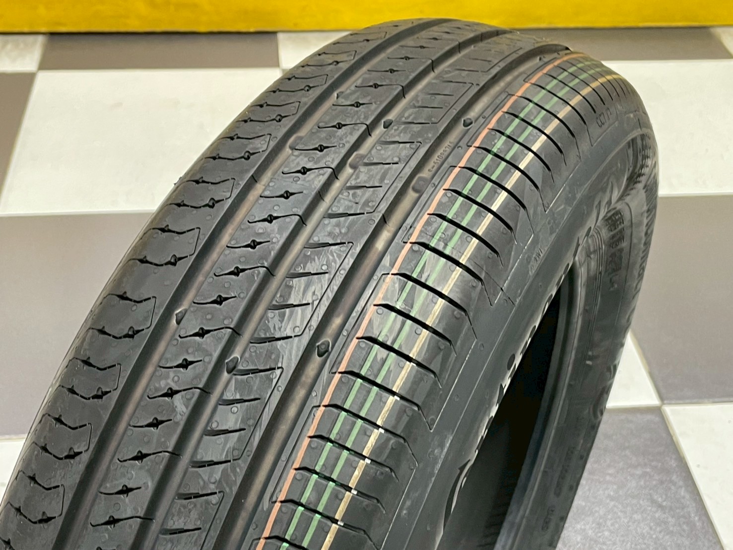 🛞 Continental ComfortContact CC7 ขนาด 185/65R15 ยางใหม่ปี2025