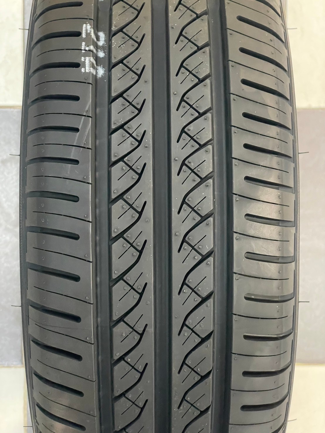 ยางใหม่โยโกฮาม่า YOKOHAMA A.Drive 195/60R15ยางใหม่ปี2025