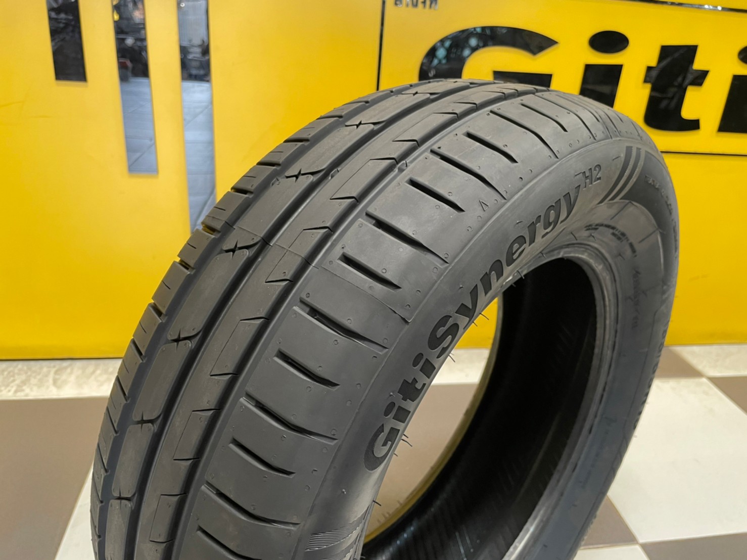 Giti Synergy H2 195/65R15 ยางใหม่ปี2023