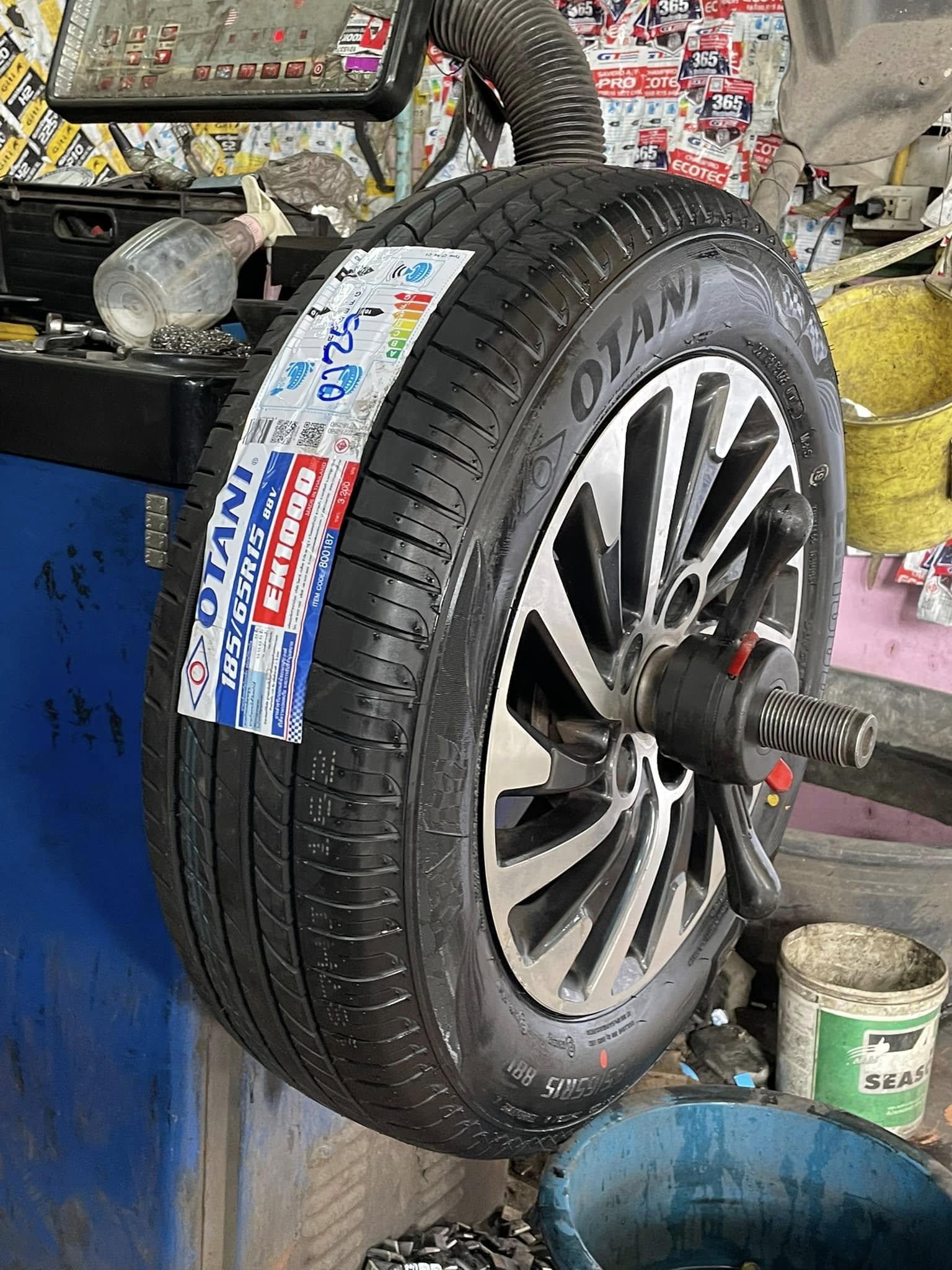 🚘 #SUZUKI_ERTIGA🥰 เปลี่ยนยาง #OTANI #EK1000 185/65R15