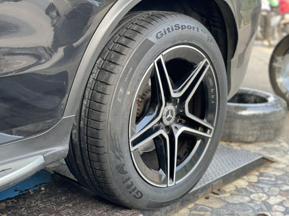 #BENZ_GLC220d 🚘เปลี่ยนยาง 🛞🐘#GITI_SportS2_235/55R19 ❤️ 🛞#GITI_SportS2_255/50R19