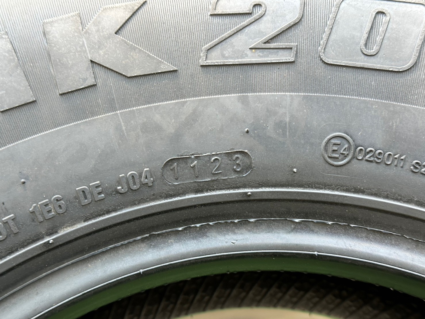 OTANI MK2000 225/75R14 ยางใหม่ปี2023 ราคาพิเศษพร้อมติดตั้งฟรี สามารถสอบถามเพิ่มเติมได้ค่ะ