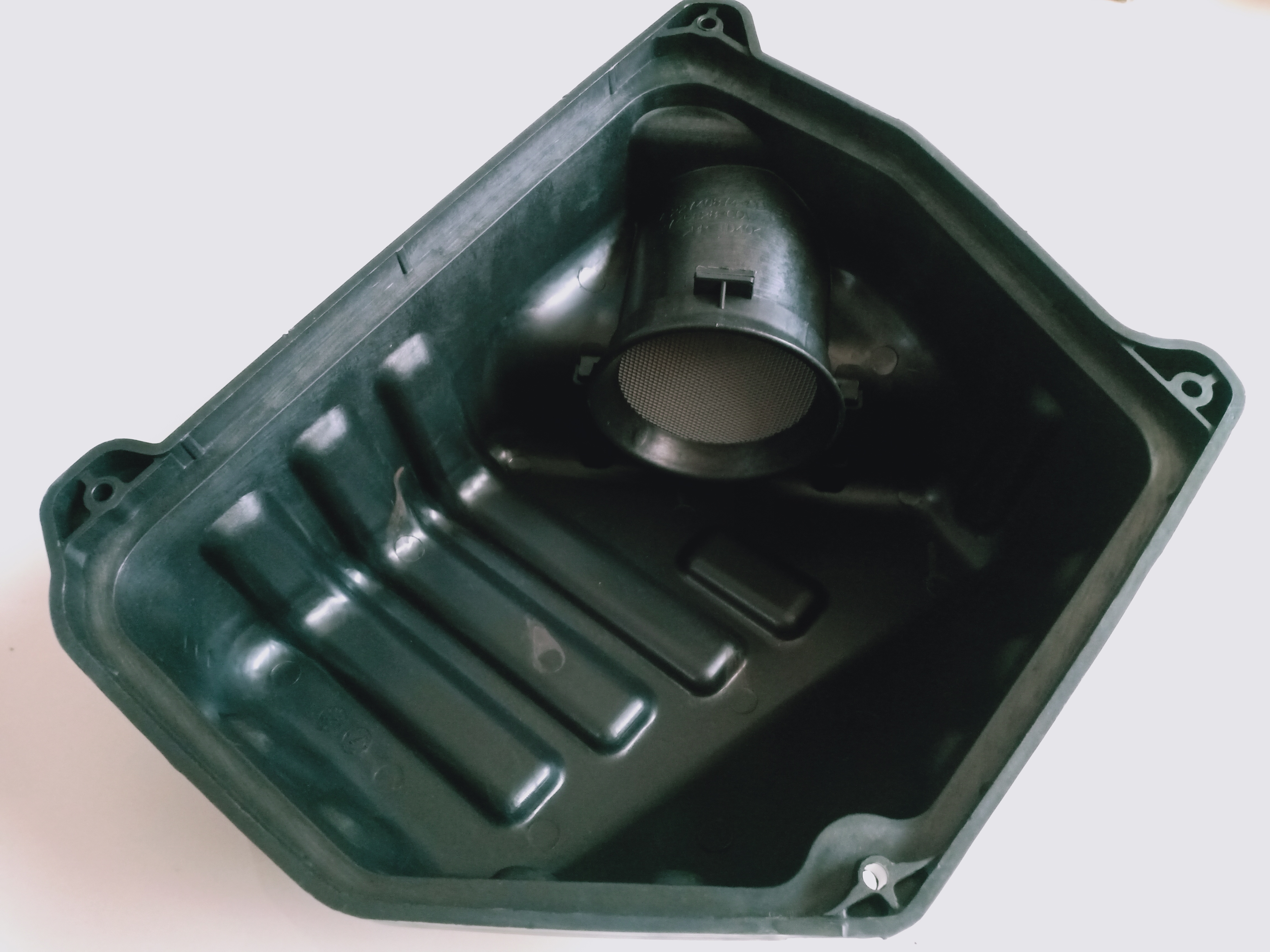 ฝาครอบหม้อกรองอากาศ CAPTIVA 2.4 เบนซิน (ปี 2011-2017) C140