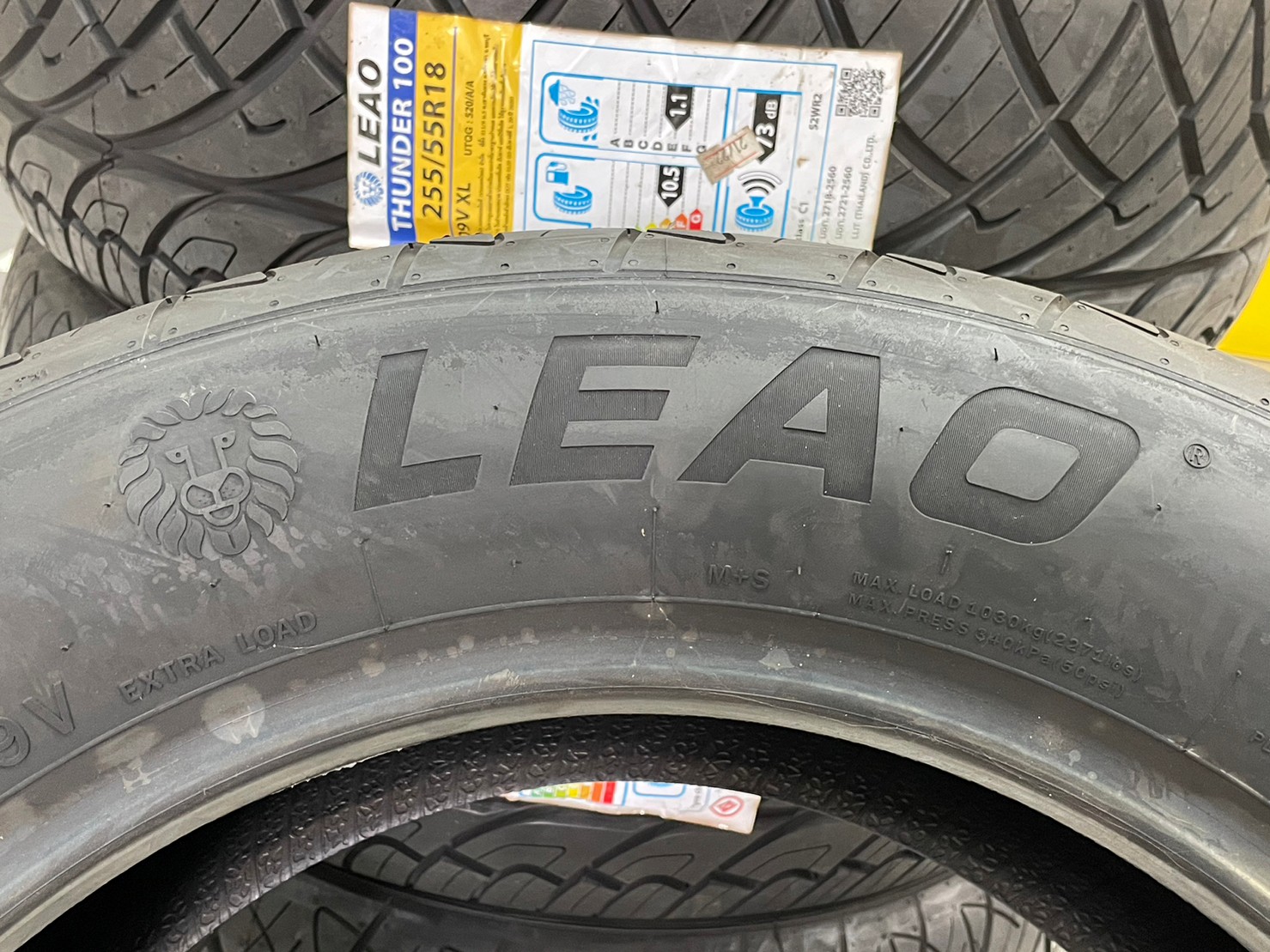 255/55R18 Leao Tire Lion Thunder100 ยางลายซิ่งนุ่มหนึบ