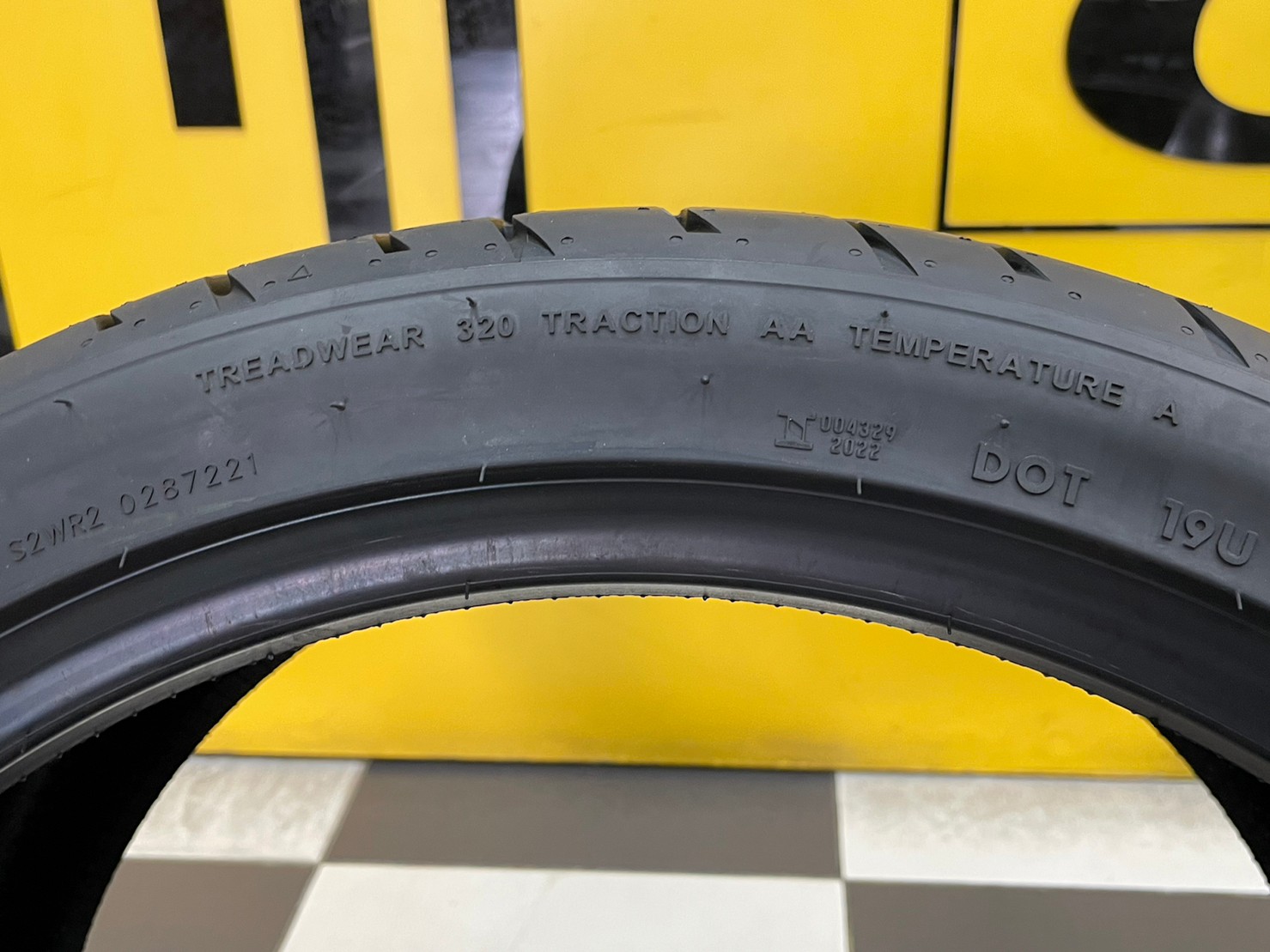 ยางใหม่GT Sport Active2 ขนาดยาง 255/35R18 ยางใหม่ปี2023