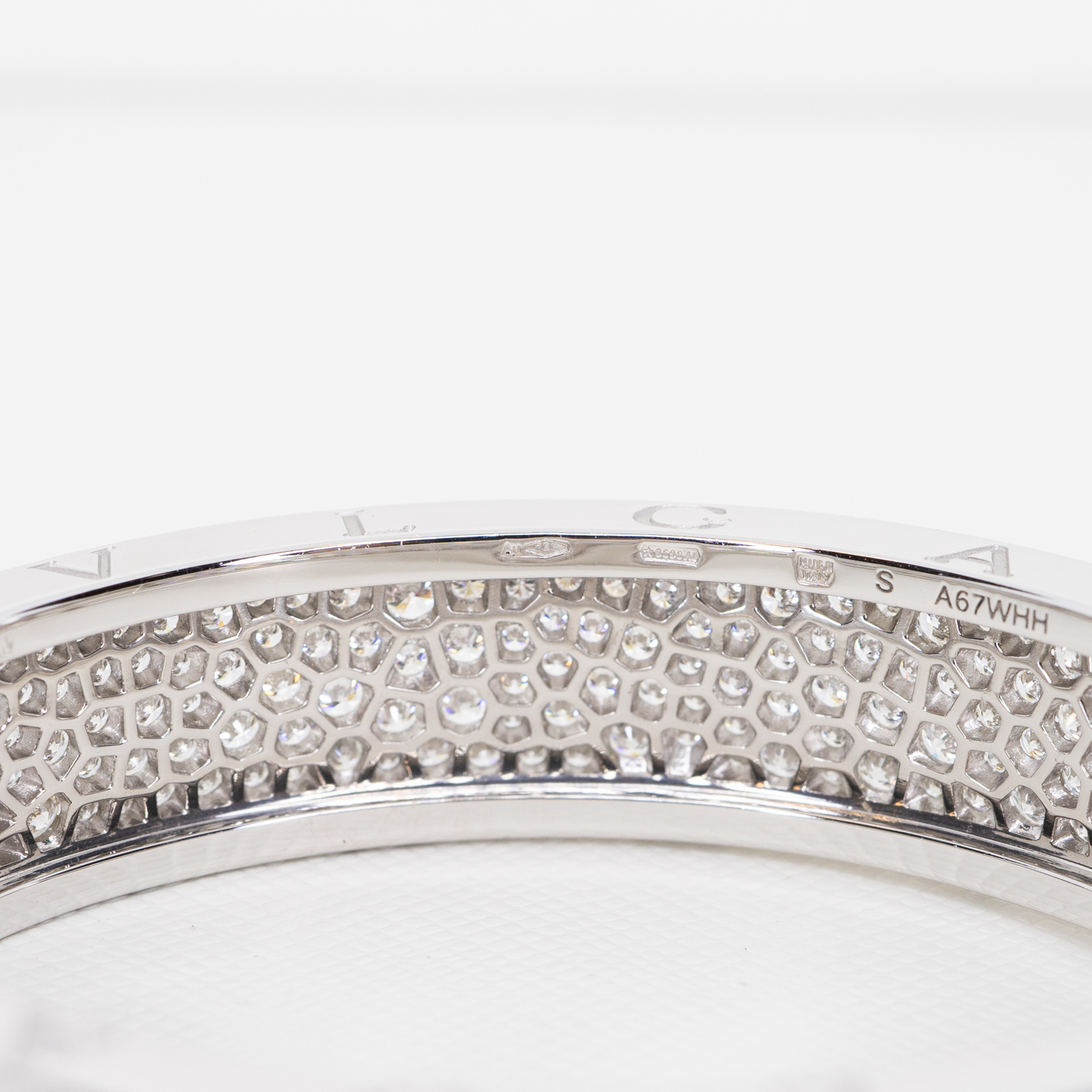 **Sold** กำไล Bvlgari B.zero1 large bangle bracelet with pavé diamonds on the spiral ทองขาว18K ref.347715 ไซส์Size Small (Used) +ใบเสร็จShopไทย2018