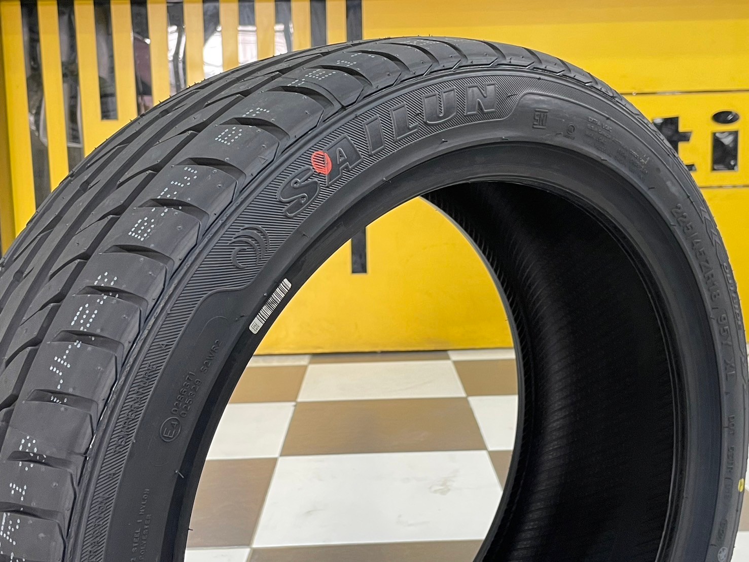 ยางไซหลุน #Sailun Atrezzo ZSR 225/45R18 ยางใหม่ปี2024