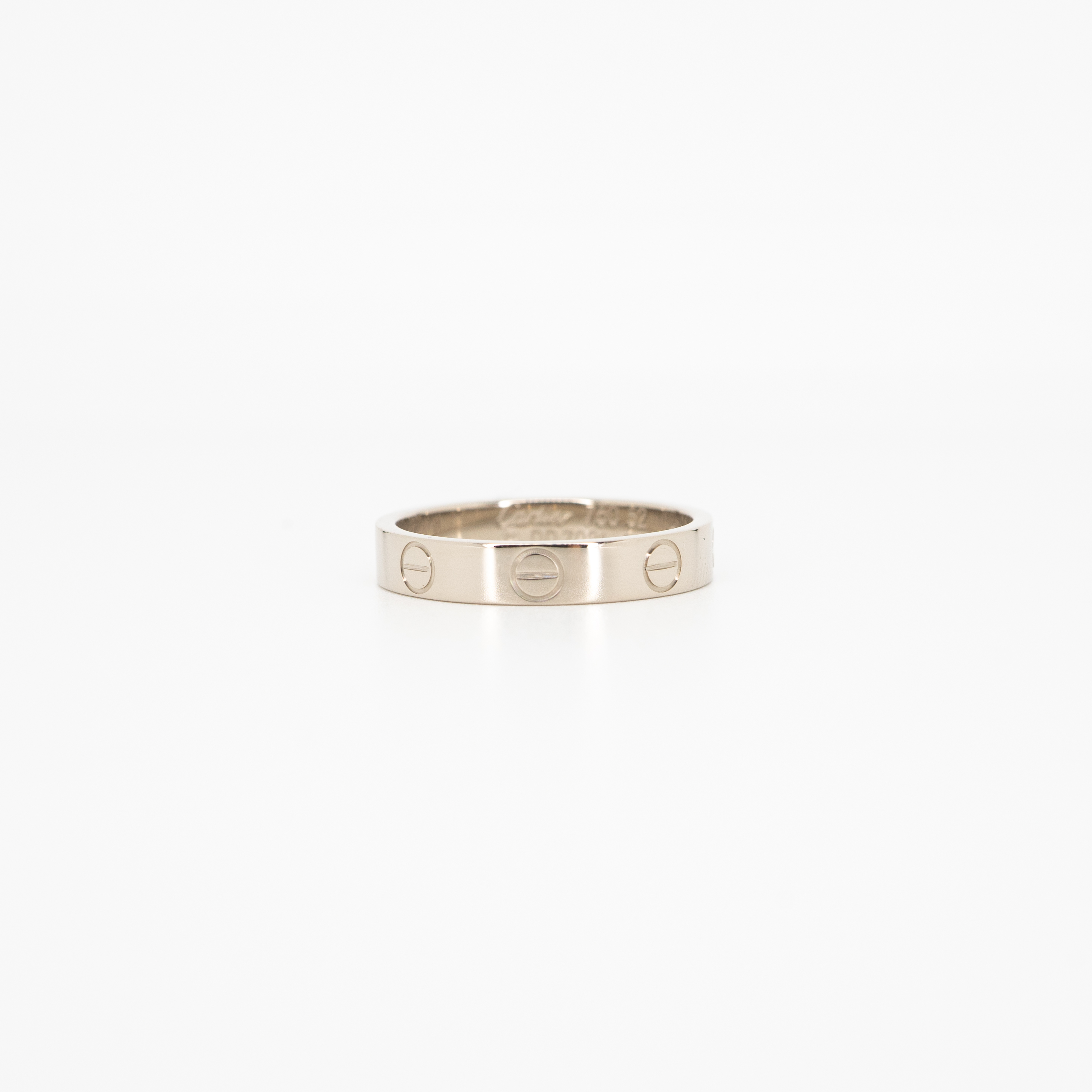 แหวน Cartier Love band ทองขาว18K ไซส์ 52# (Used)