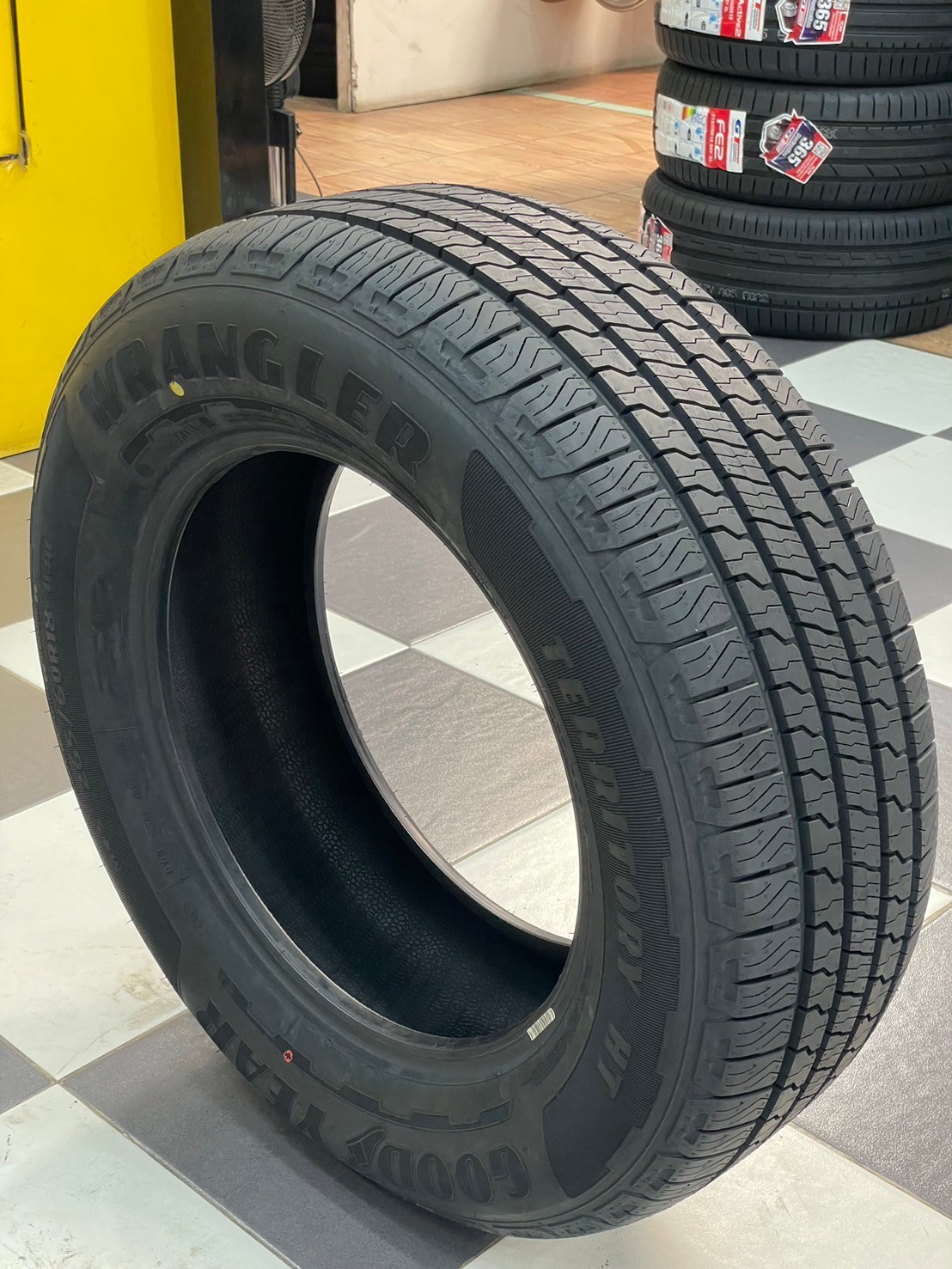 ยางใหม่กู๊ดเยียร์ GOODYEAR WRANGLER TERRITORY HT 265/60R18 ยางใหม่ปี2024
