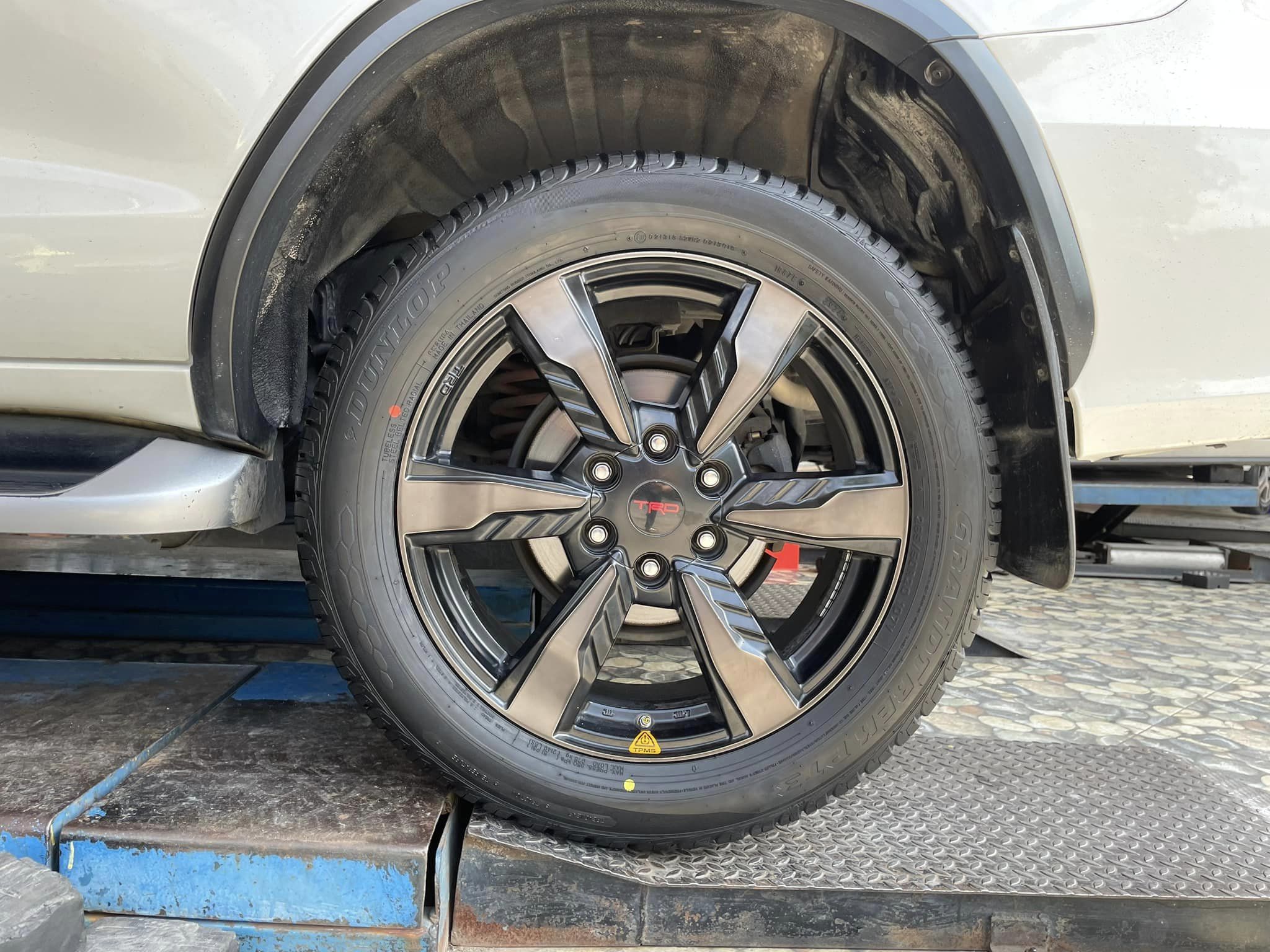🛞❤️ #TOYOTA_FORTUNER 🚘❤️💫 🛞🐘#DUNLOP_GRANDTREK PT3_265/50R20 ❤️ 🛞 #TPMSตัววัดลมยางอัตโนมัติ🛞