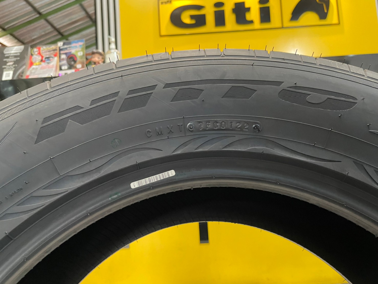 NITTO NT420SD 265/60R18 ยางลายซิ่ง สปอร์ต สมรรถนะสูง ยางใหม่ปี2022