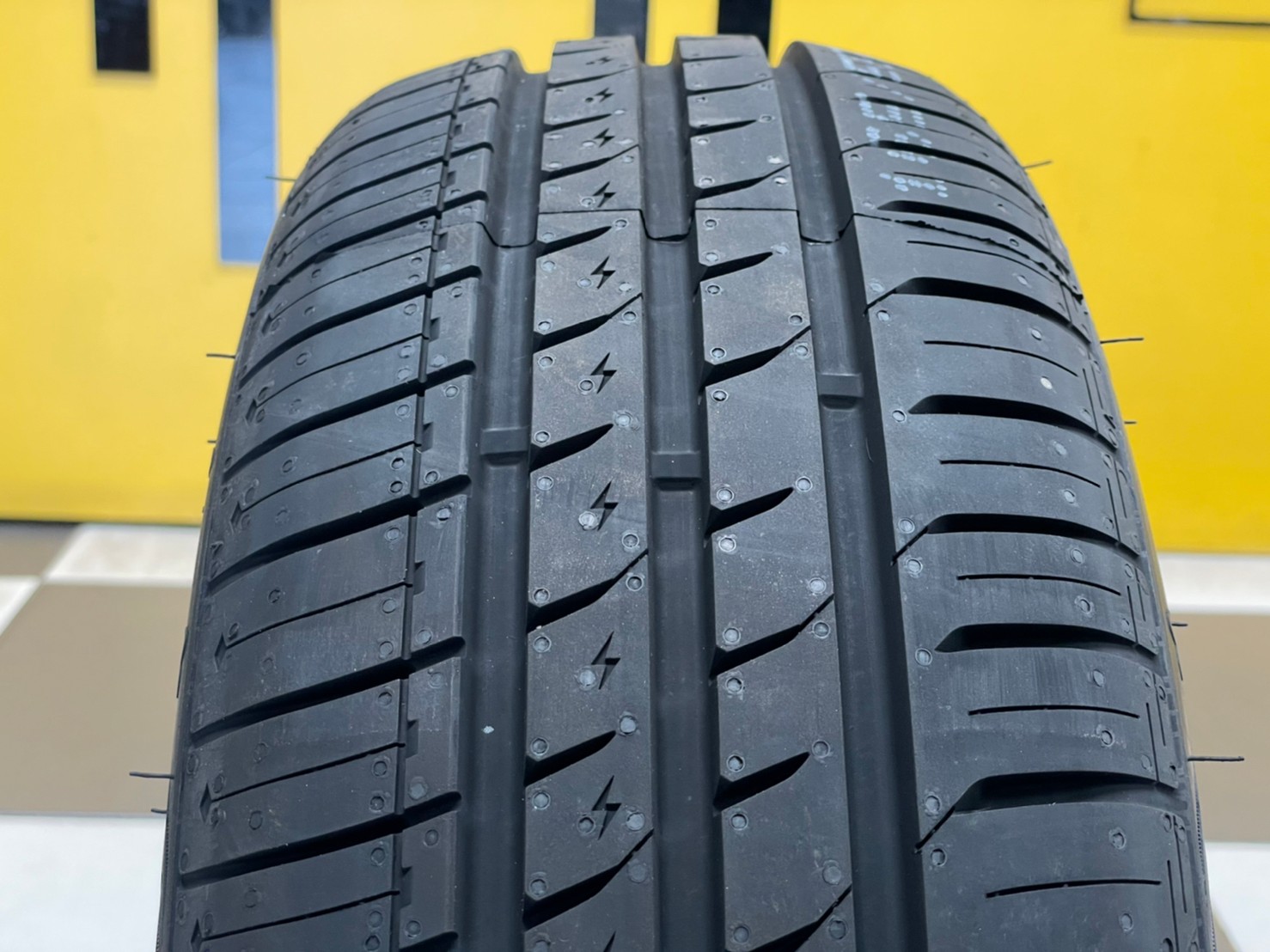 ยางใหม่ SAILUN ATREZZO ECO 165/55R14 ยางใหม่ปี2023