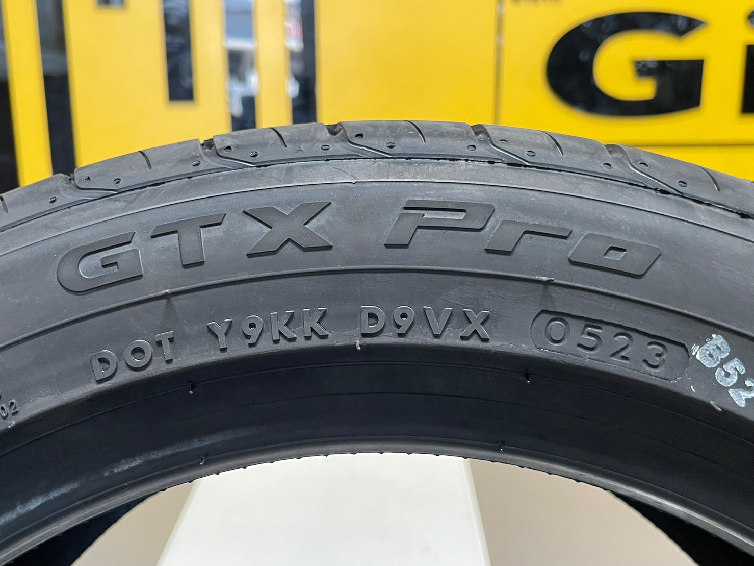 GT Radial Champiro GTX PRO ขนาดยาง 195/50R15 ยางใหม่ปี2023
