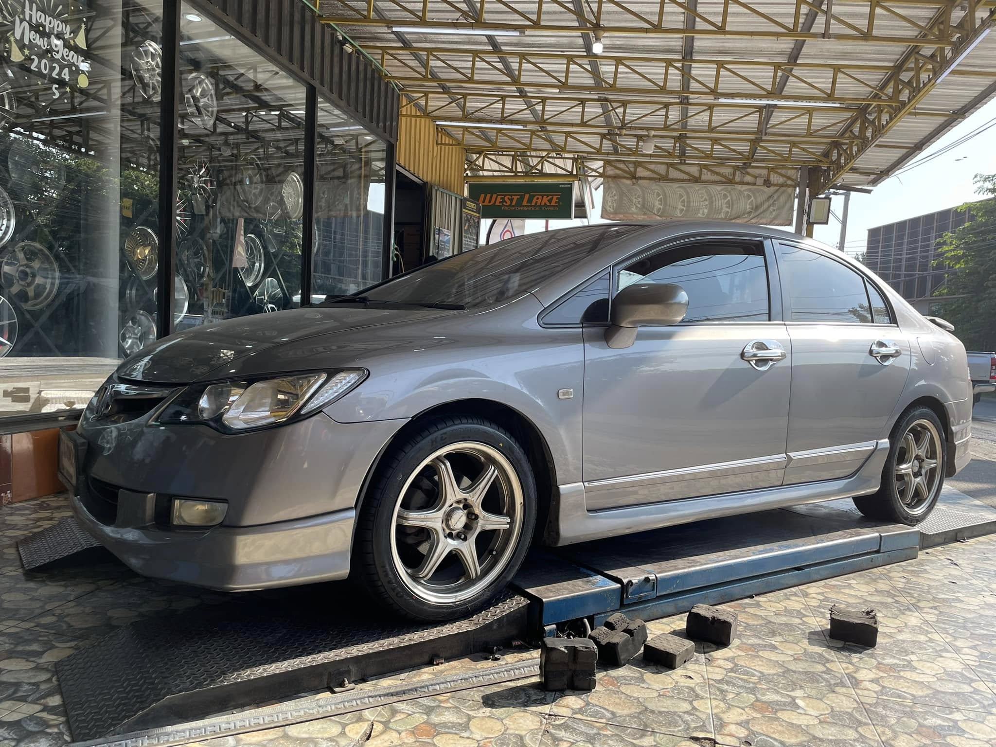 🚘 #HONDA_CIVIC🛠 #OTANI #KC2000 215/45R17 #บริการตั้งศูนย์ล้อ🛞