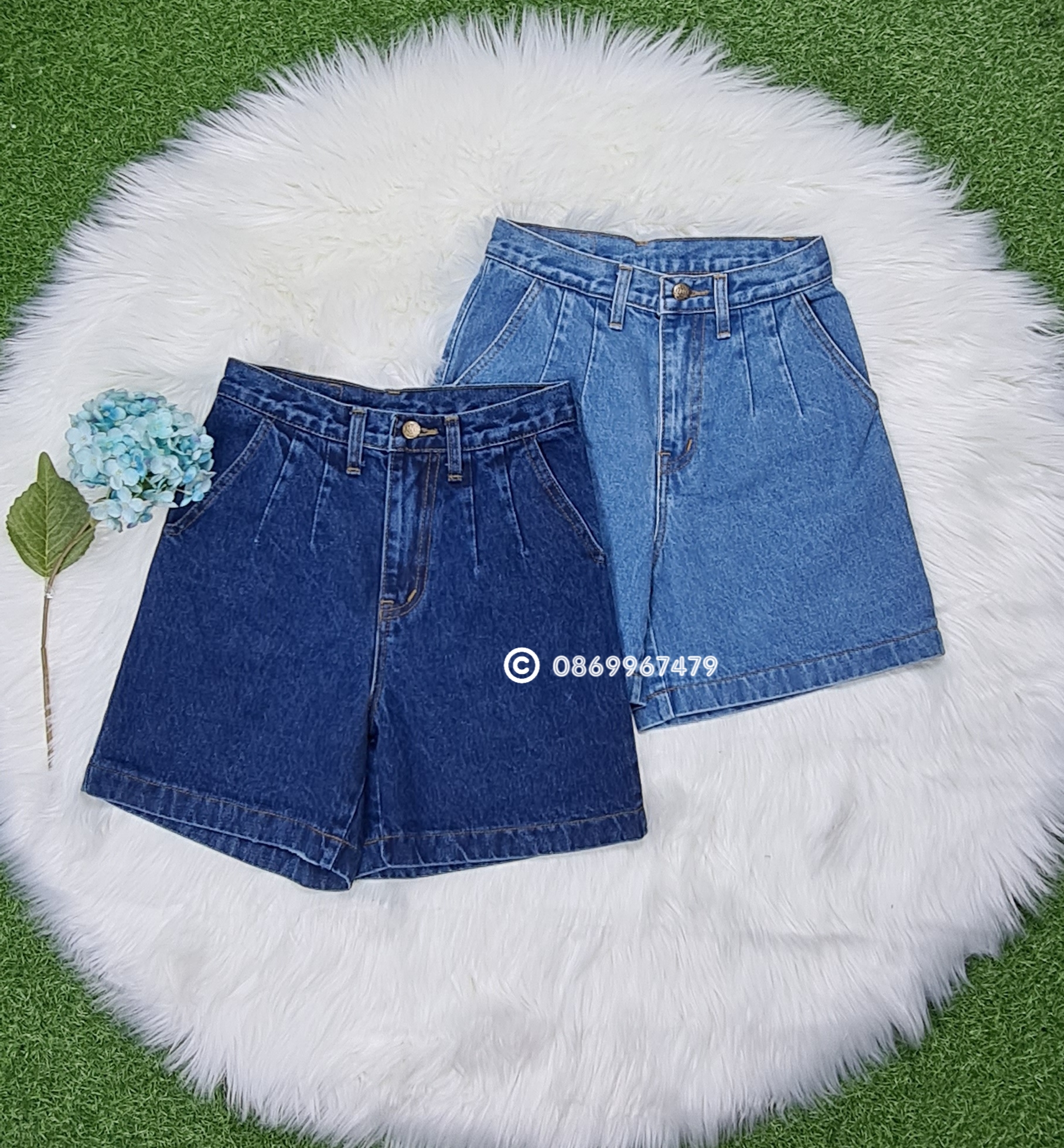 กางเกงยีนส์ขาสั้นเอวสูง แต่จีบหน้าให้ดูมีเอว สวยมาก ขากว้างใส่สบาย เก็บพุงอย่างเนียน สาว ๆ ใส่แล้วทรงสวย น่ารัก