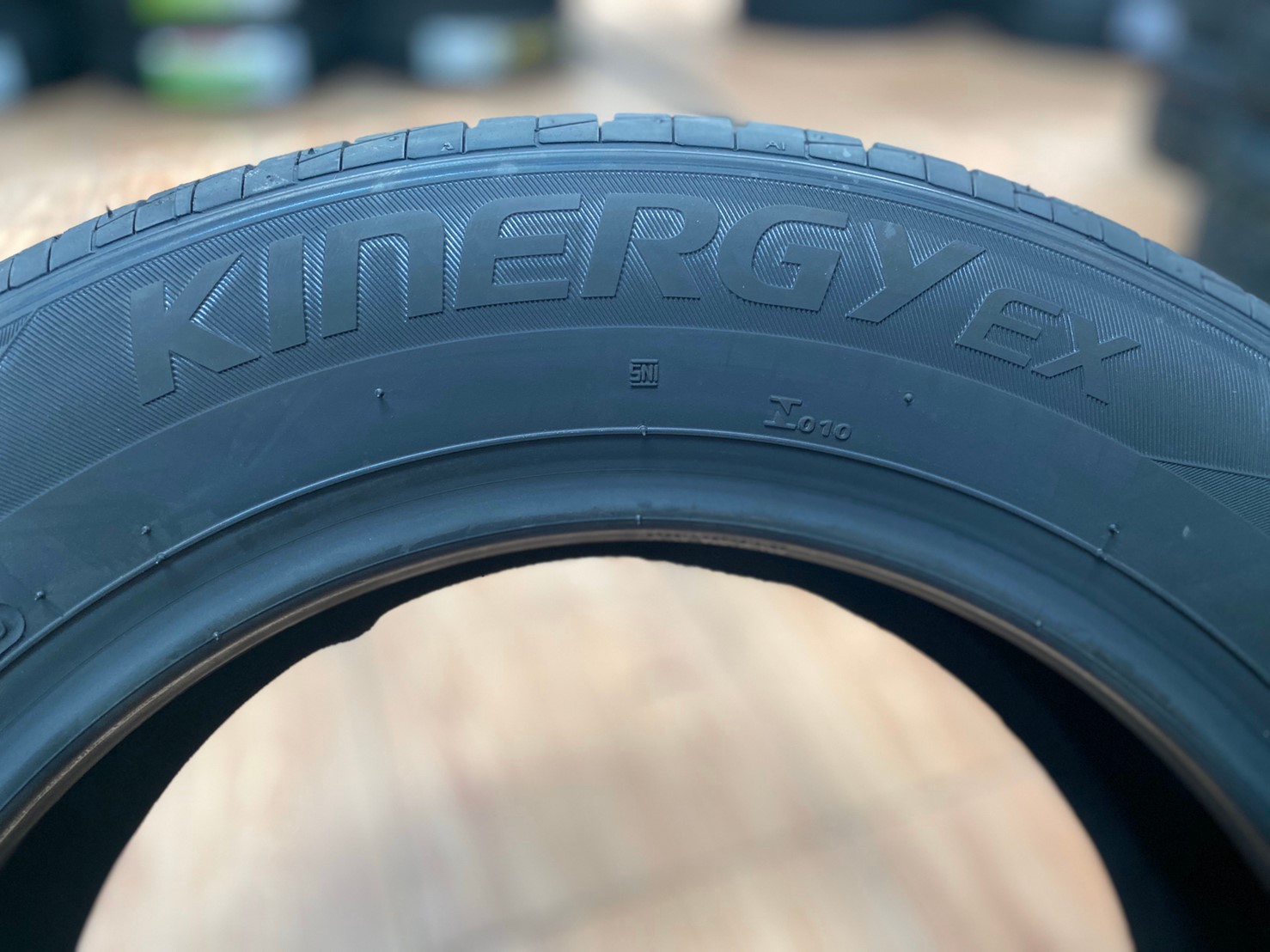 ยางใหม่ปี2020 Hankook Kinergy Ex 185/60R15 ยางคุณภาพดี นุ่มเงียบ พร้อมติดตั้งฟรี