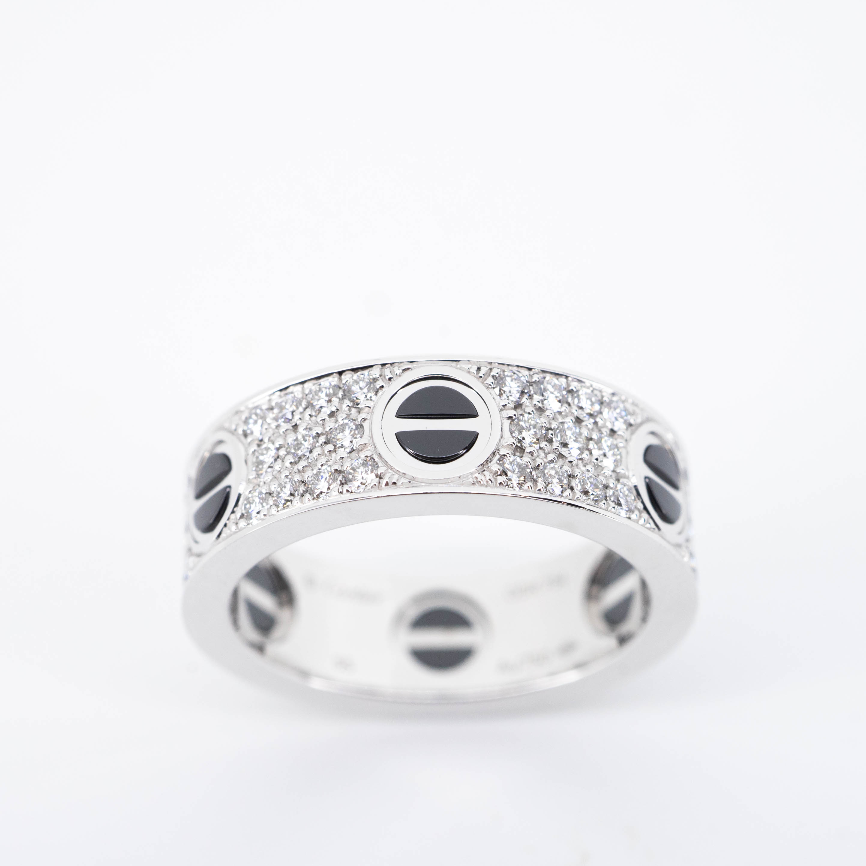 **Sold** แหวน Cartier Love Ring, Diamond-Paved, Ceramic ทองขาว18K ไซส์ 55# (Used) +กล่องและการ์ดShopไทย2022และใบเสร็จ