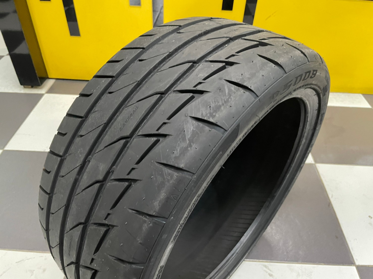 225/40R18 ยางลายซิ่ง 🔥🔥🔥Landsail RS009 ยาง
