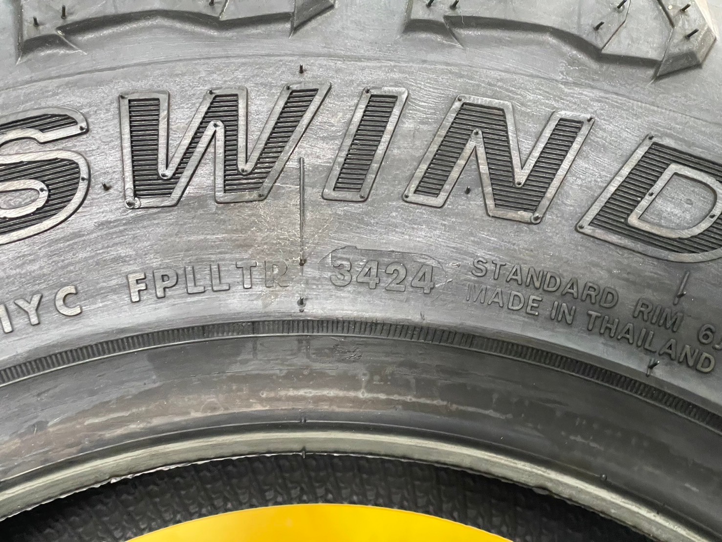 215/75R15 LINGLONG CROSSWIND MT ยางใหม่ปี2024