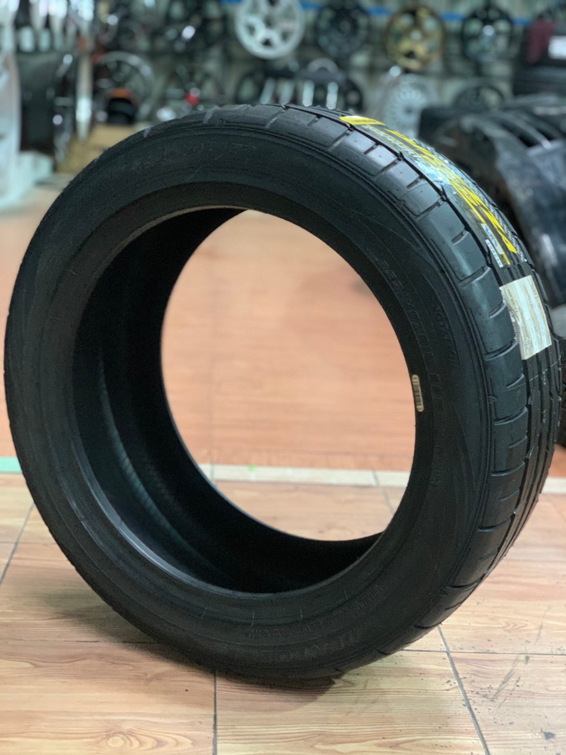 ยางใหม่ DUNLOP DZ102 255/45R18 ยางปี18