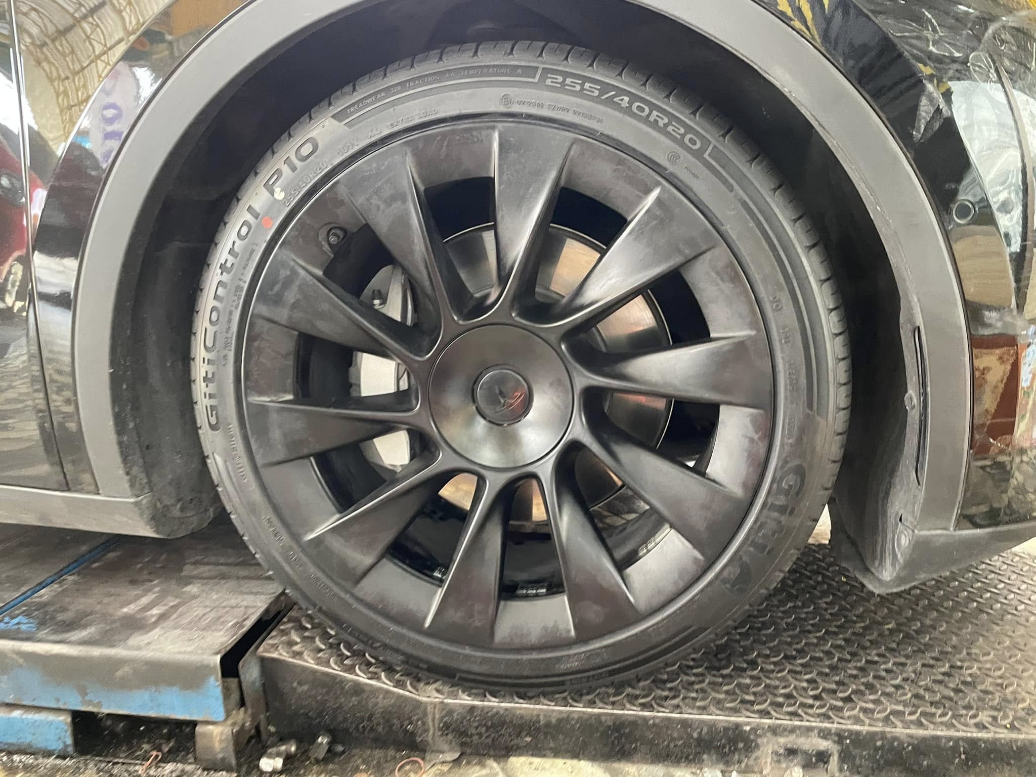 #TESLA_MODEL Y🛠 #GITI_CONTROL P10 #ฟองน้ำ #255/40R20