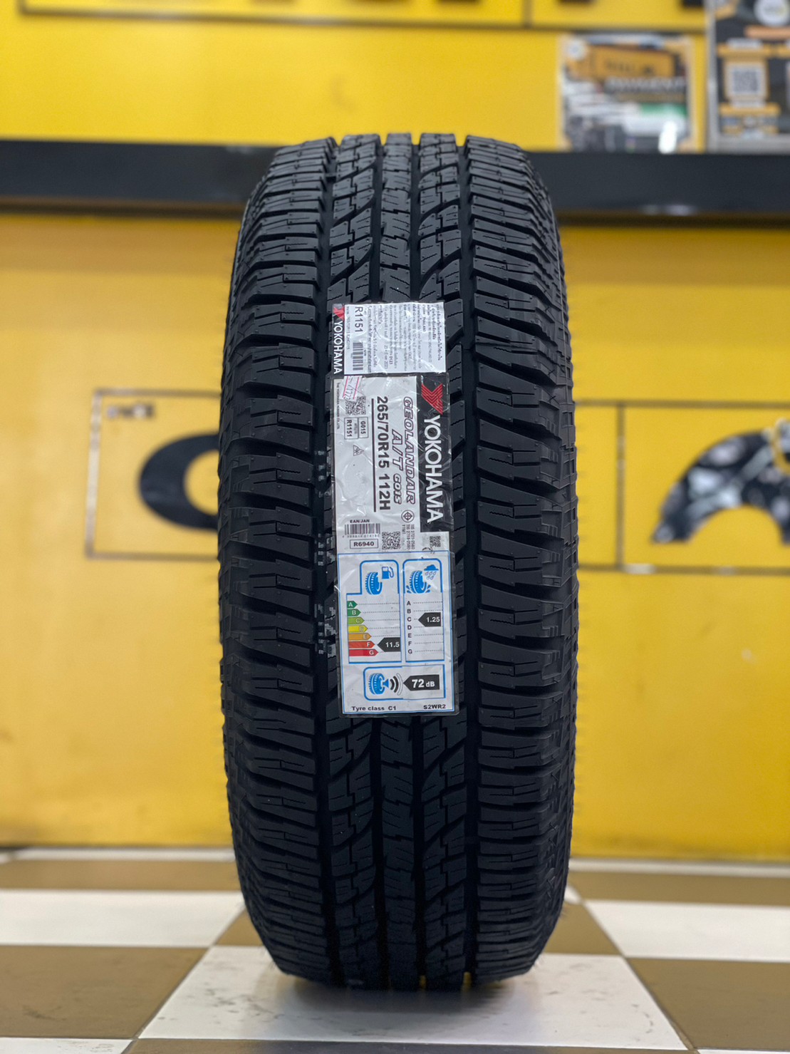 ยางใหม่โยโกฮามา #YOKOHAMA GEOLANDAR A/T G015 265/70R15 ยางใหม่ปี2023 (4เส้น)