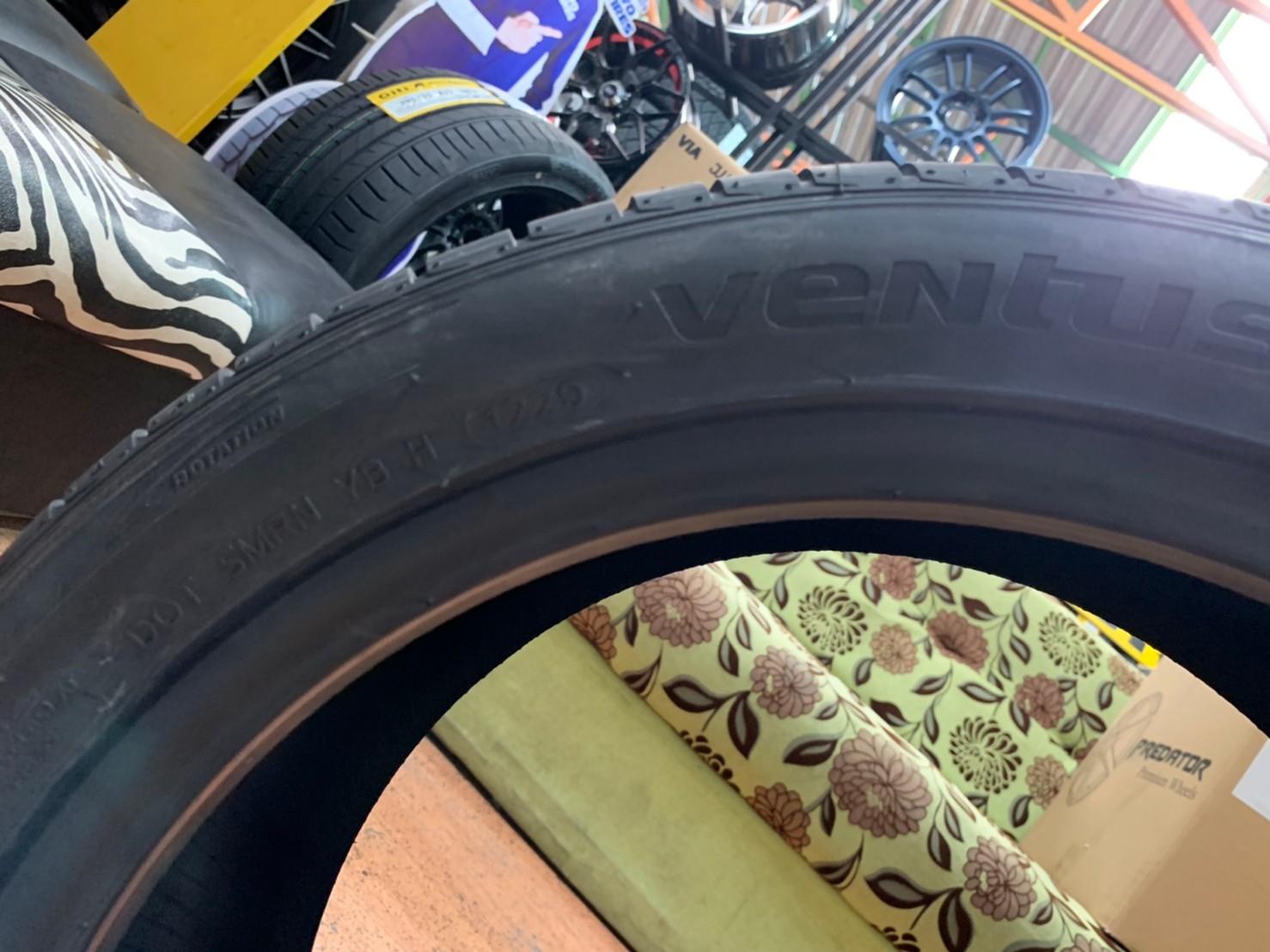 Hankook Ventus V12 215/45R17 ยางสปอร์ต นุ่มเงียบ