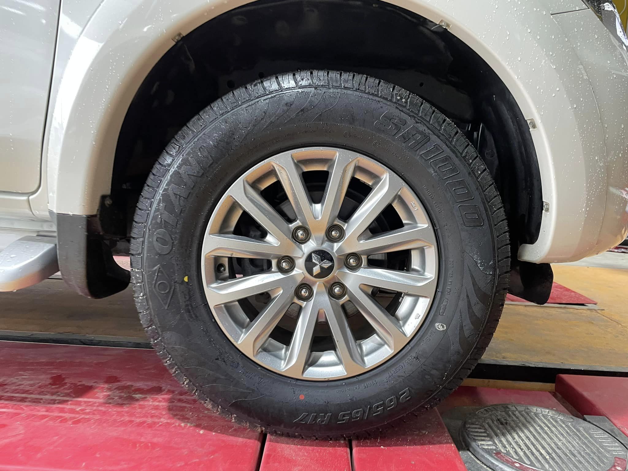 🚘 #MITSUBISHI_TRITON #OTANI #SA1000 265/65R17