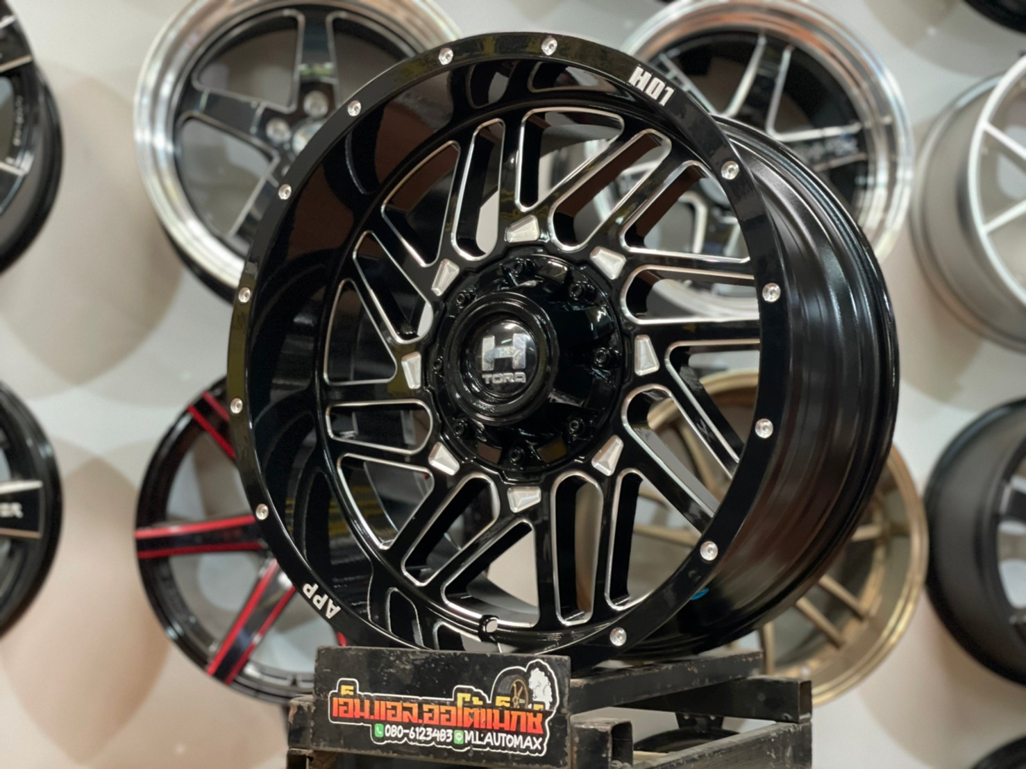 ล้อแม็กซ์ขอบ18 ออฟโรด HAMMER H01 18x9 ET0 6x139.7 แนวเมกา หล่อดุดัน