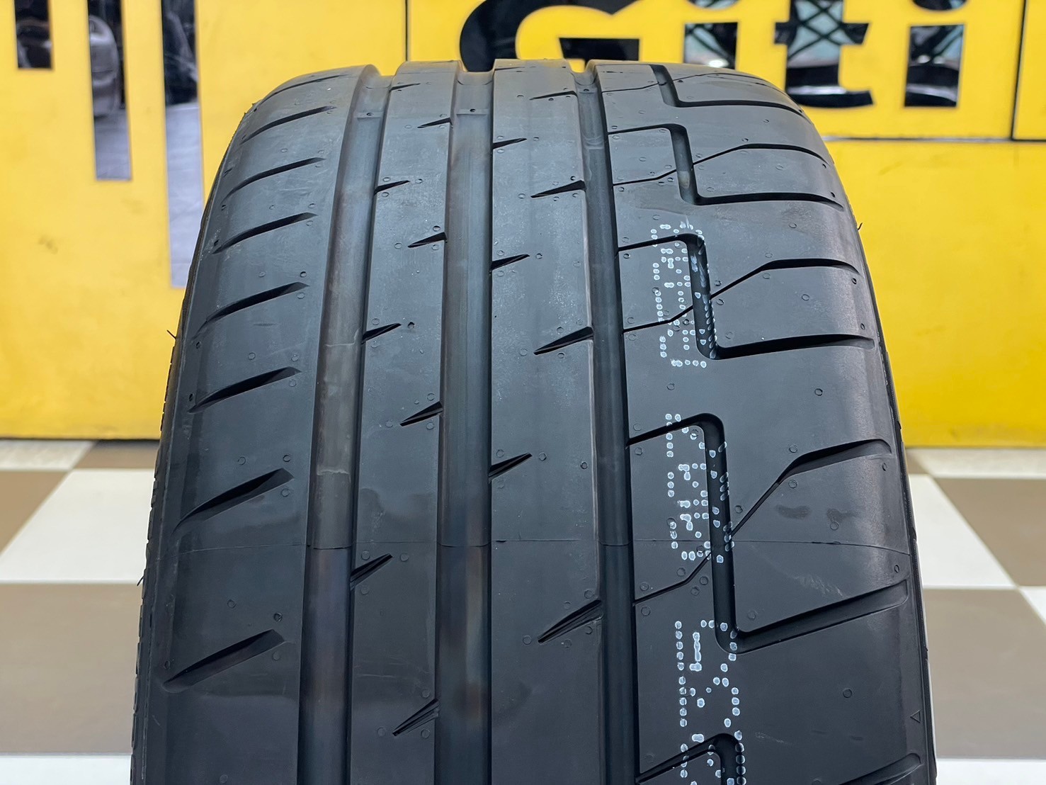 #ยางใหม่ #GITI_SPORT #GTR3 245/35ZR20