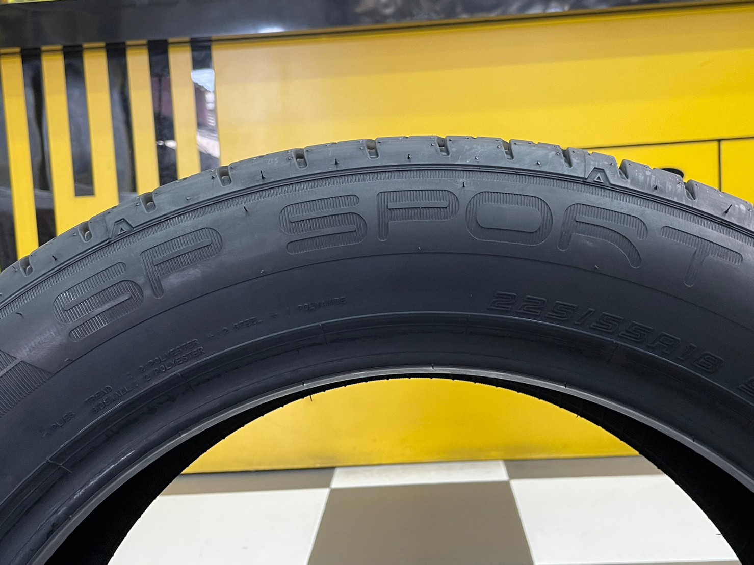 ยางใหม่ดันลอป DUNLOP SP SPORT FM800 225/55R18 ยางใหม่ปี2023 (4เส้น)