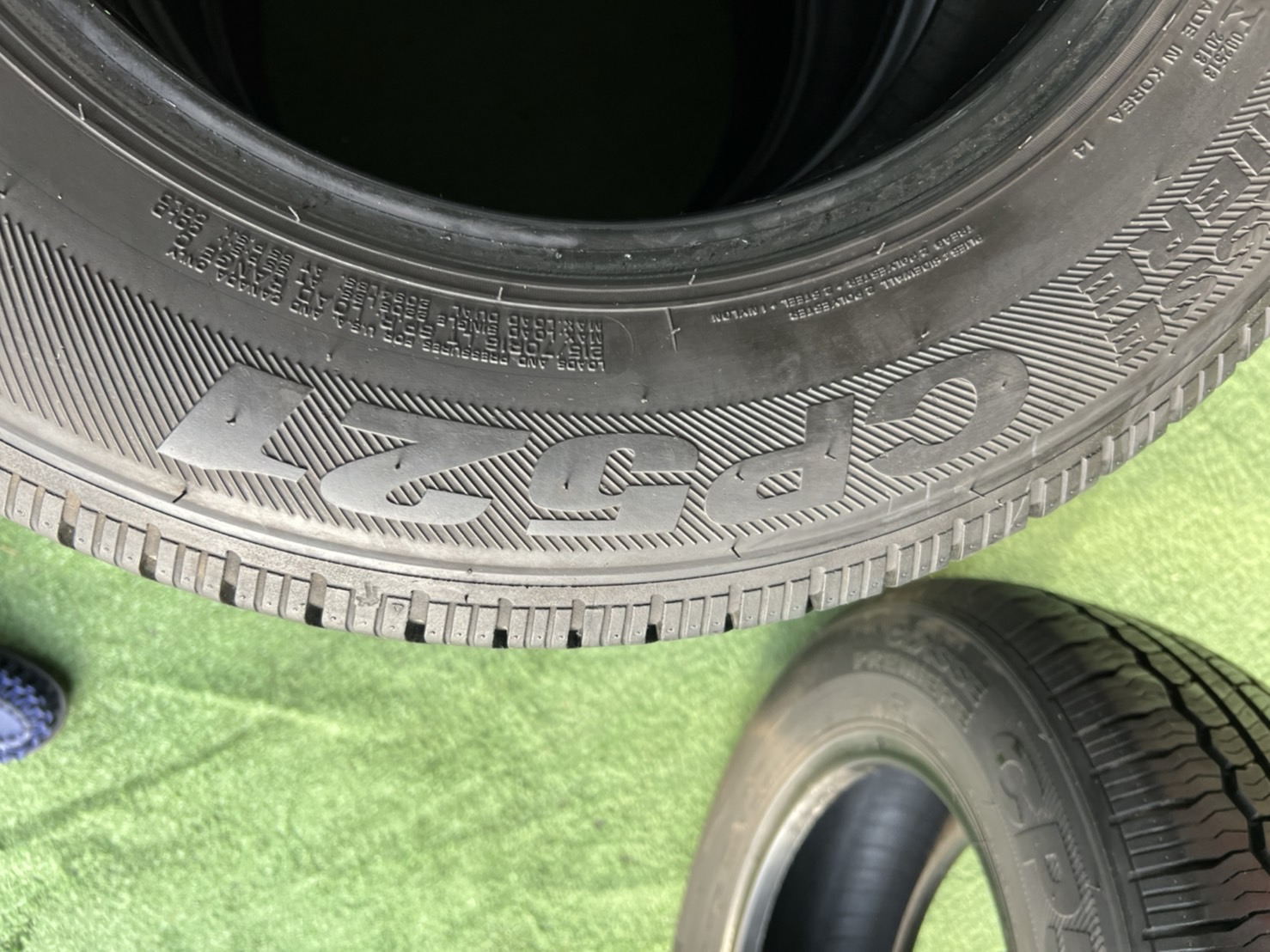 ยางมือสองสภาพสวยๆ 215/65R16 ยี่ห้อ Nexen CP521