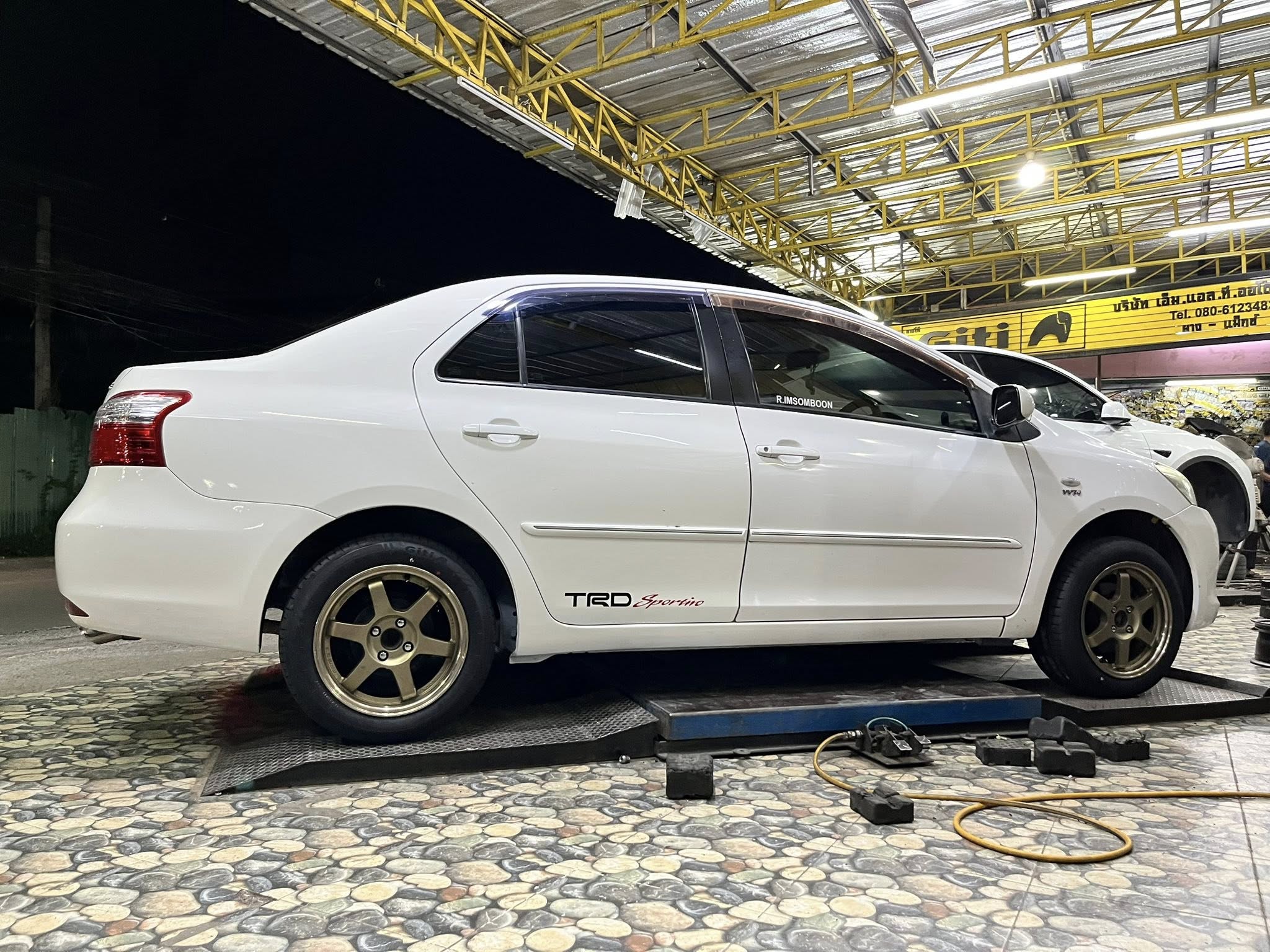 TOYOTA_VIOS🚘เปลี่ยนยาง 🛞🐘#GITI_SynergyH2_195/55R15