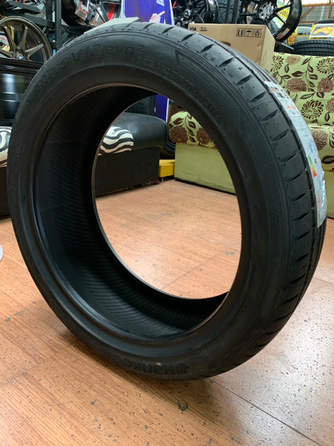 Hankook Ventus V12 205/45R17 ยางสปอร์ต นุ่มเงียบ