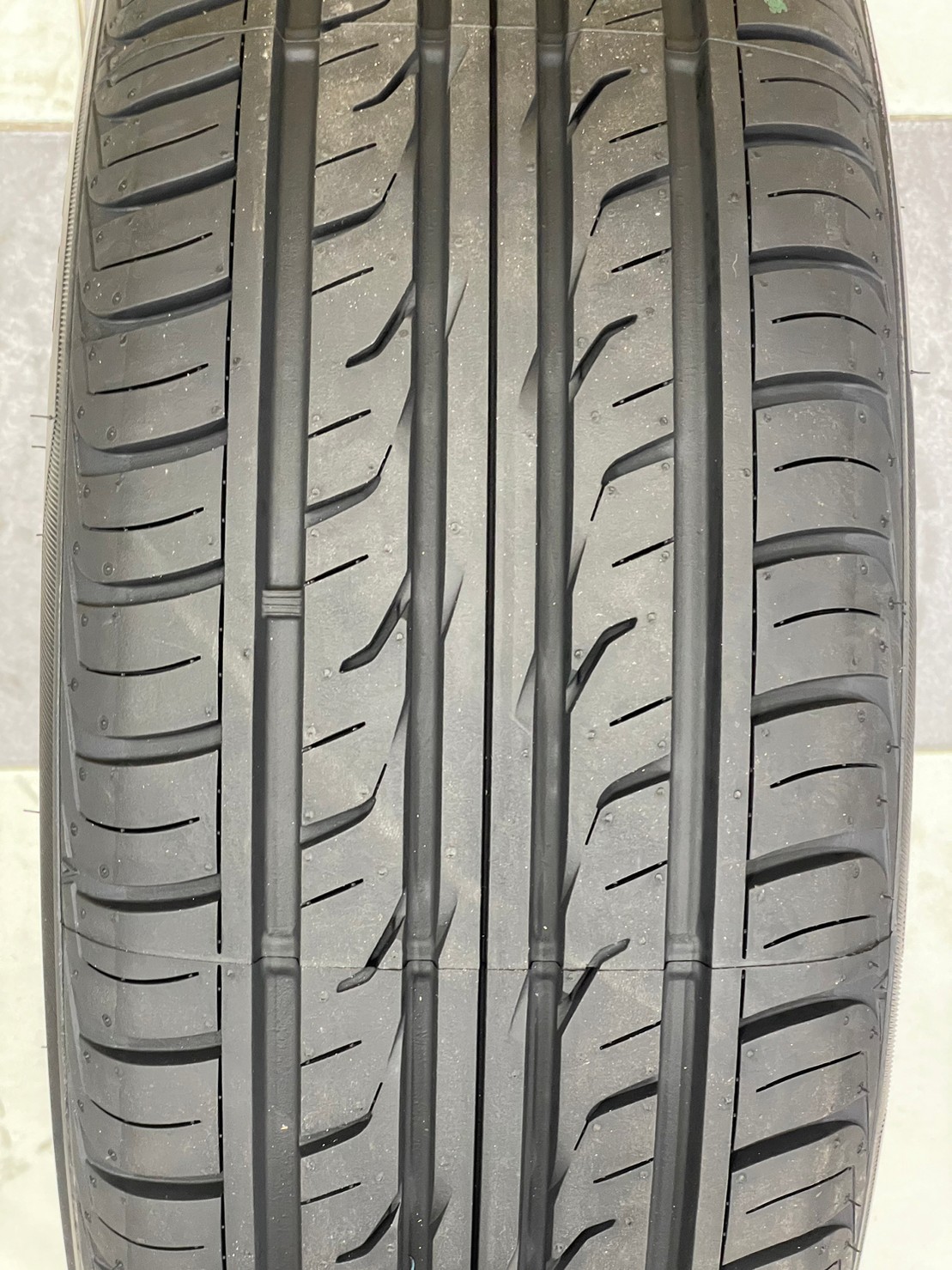 DUNLOP GRANDTREK PT3 235/55R19 ยางใหม่ปี2023