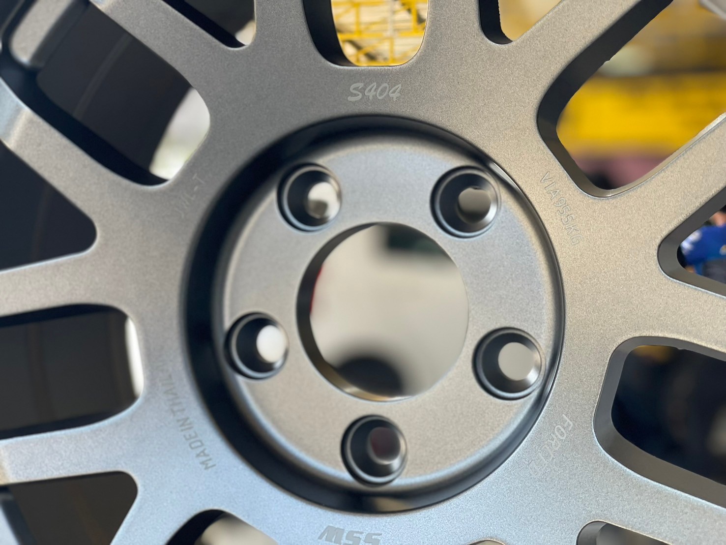 ล้อแม็กซ์ใหม่ขอบ16" SSW404 16x8 ET25 5x114.3 สีเทากัน สวยทนทาน คุณภาพดี ล้อมาตรฐานส่งออก