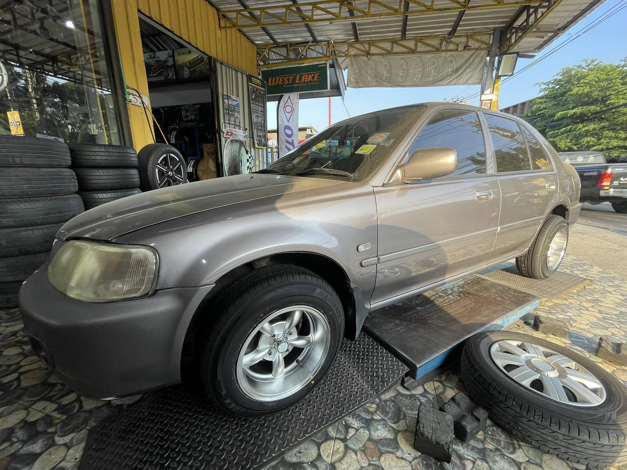 เสริมหล่อ ล้อพร้อมยาง #HONDA_CITY 🚘❤️💫 🛞🛠 #ALLIANCE_030EX 175/70R13 🛞🐘#ล้อกล้วยขอบ13 #MGW MF5134 13X7 ET-7 4X100
