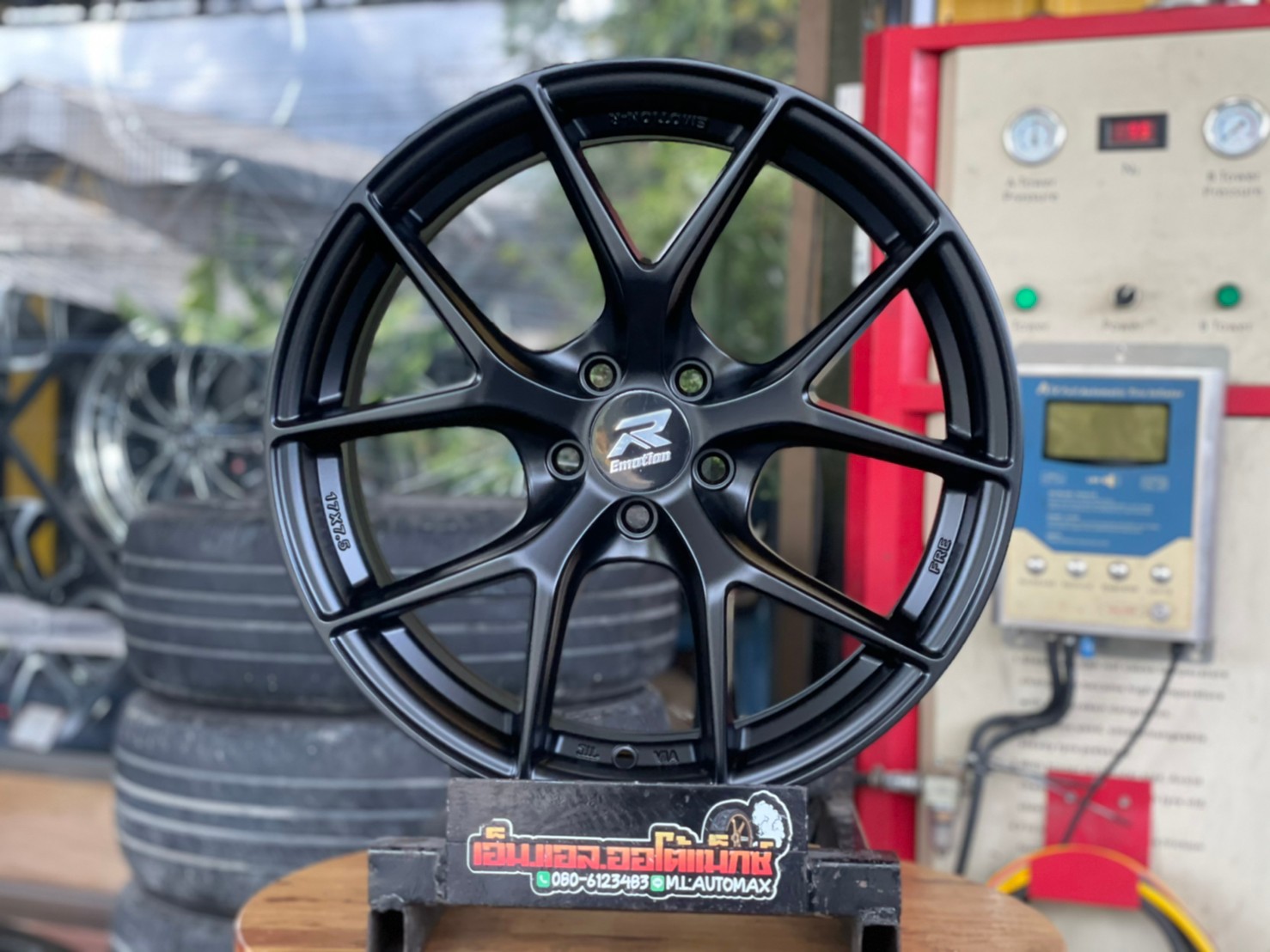ล้อแม็กซ์ Emotion-R รุ่นFRE ล้อขอบ17 กว้าง7.5 ออฟ35 5รู100 สีดำกึ่งด้าน(SMB)