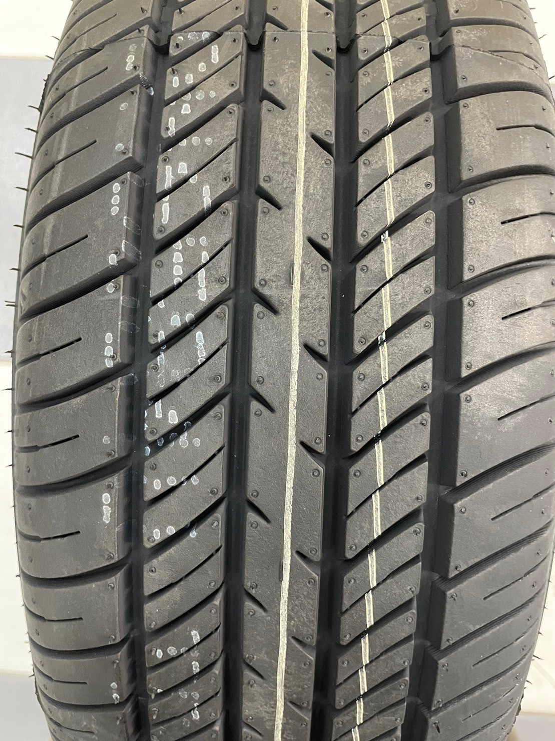 ยางใหม่ #Deestone R201 185/65R14 ยางใหม่ปี2024 ยางสำหรับรถเก๋งขนาดเล็ก คุณภาพดี